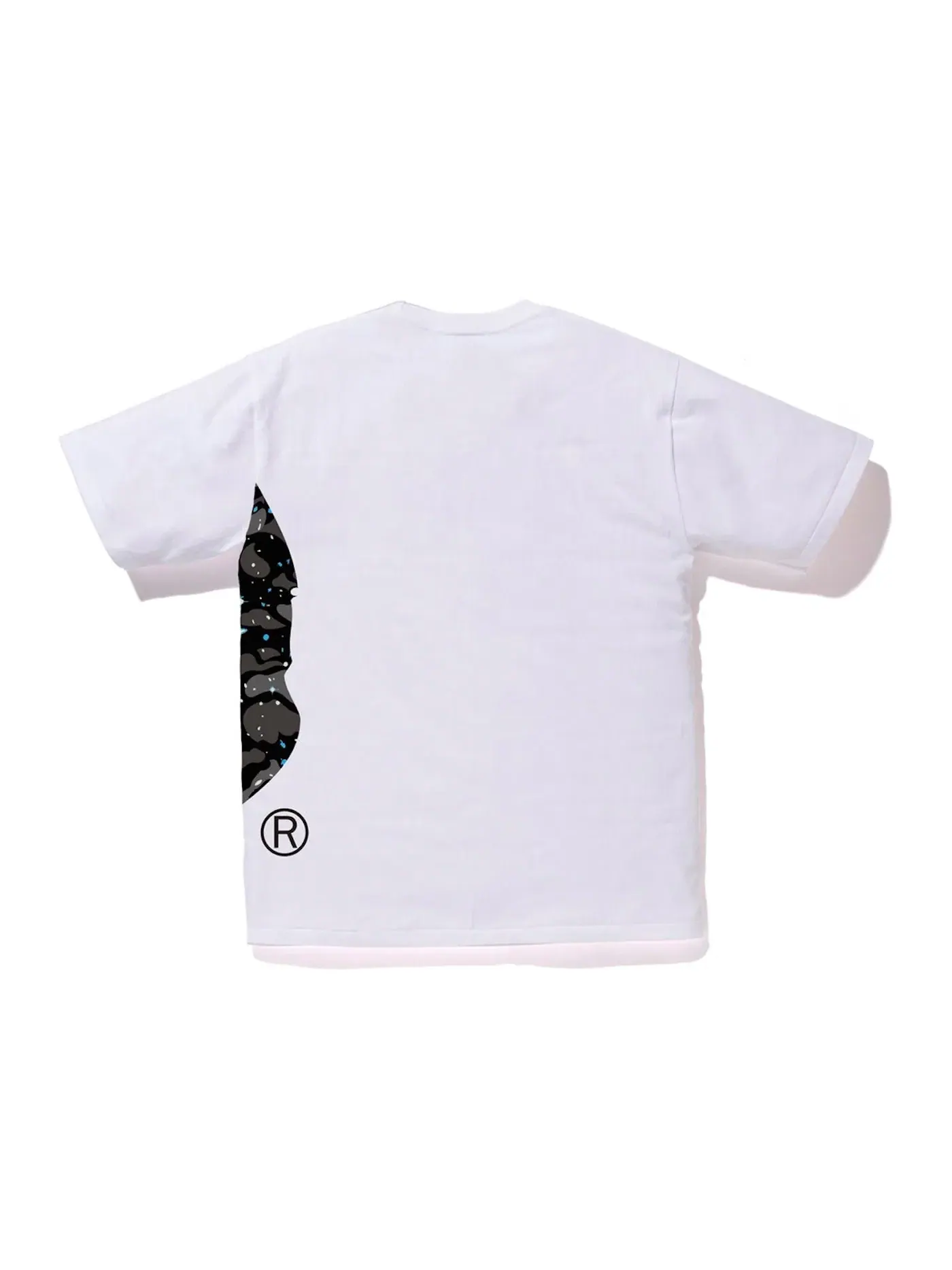 Мужская футболка с принтом BAPE Space Camo Side Big Ape Head Tee BAPE — изображение 2 из 3, белый