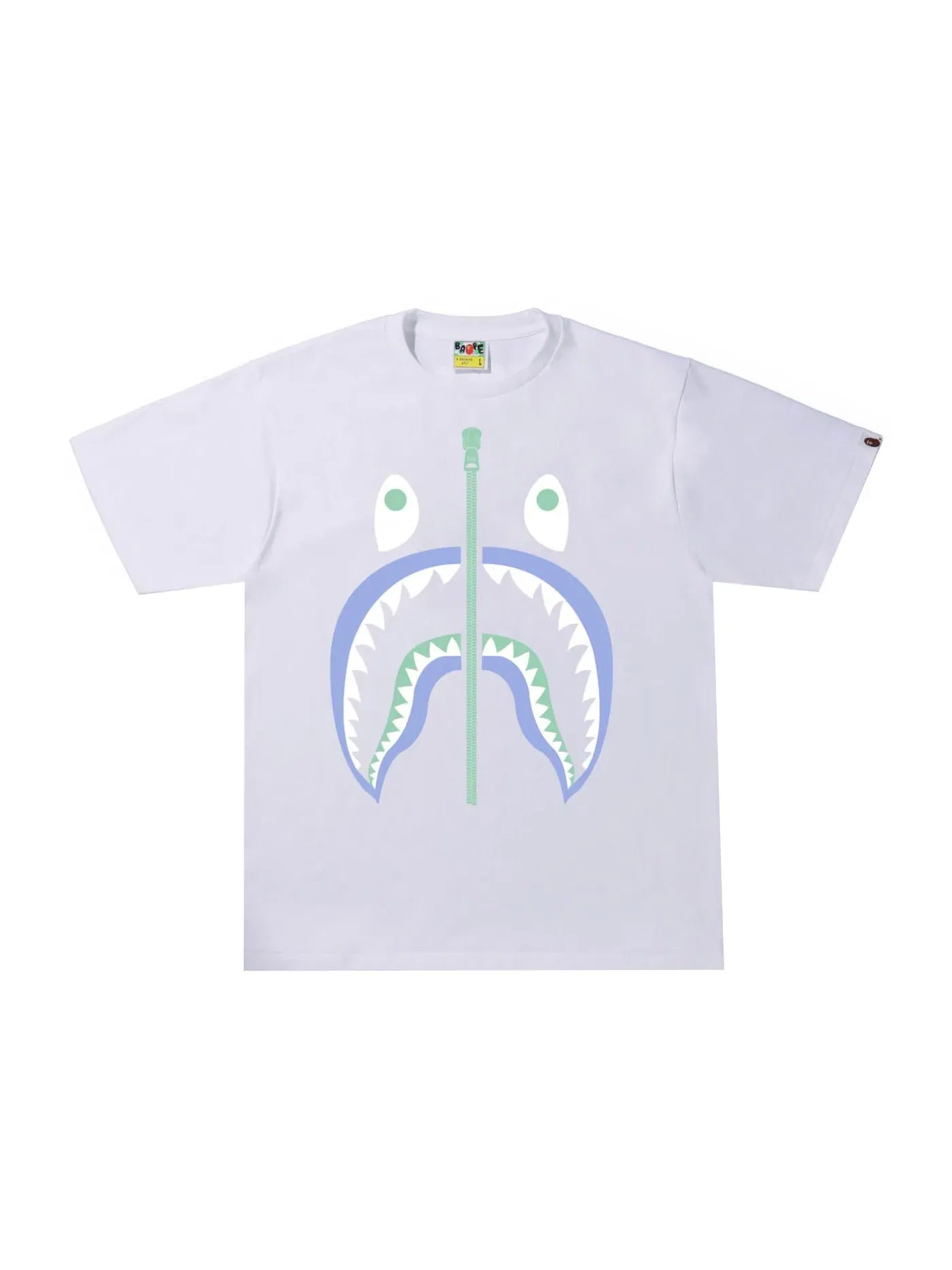 Мужская футболка с камуфляжным принтом BAPE Text Code Camo Shark Tee — изображение 1 из 2, белый