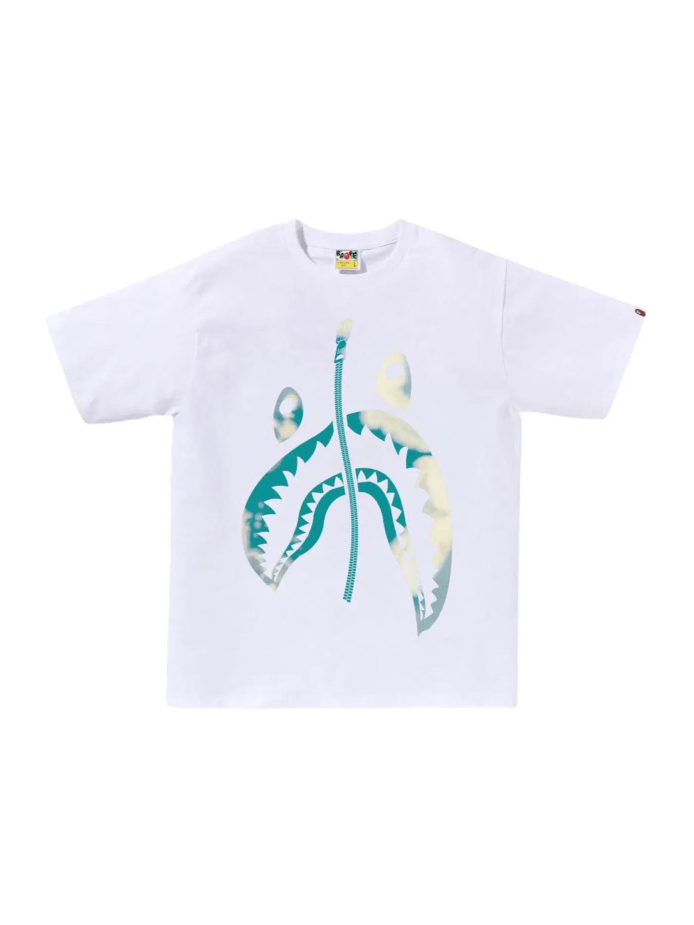 Мужская футболка с принтом BAPE Tie Dye Twist Shark Tee — изображение 1 из 1, белый