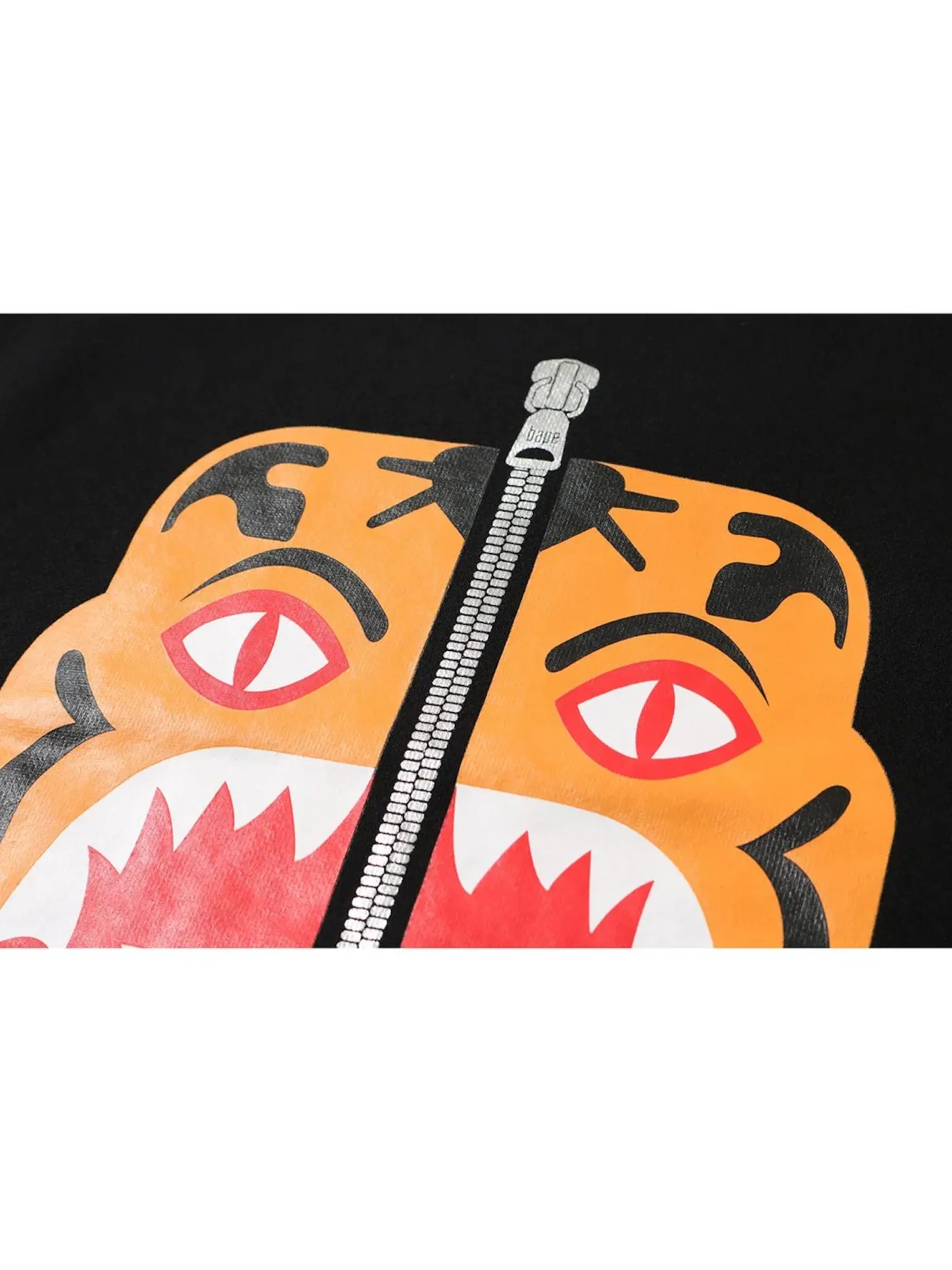 Мужской свитшот с принтом Tiger Heavy Weight Crewneck BAPE — изображение 3 из 3, черный