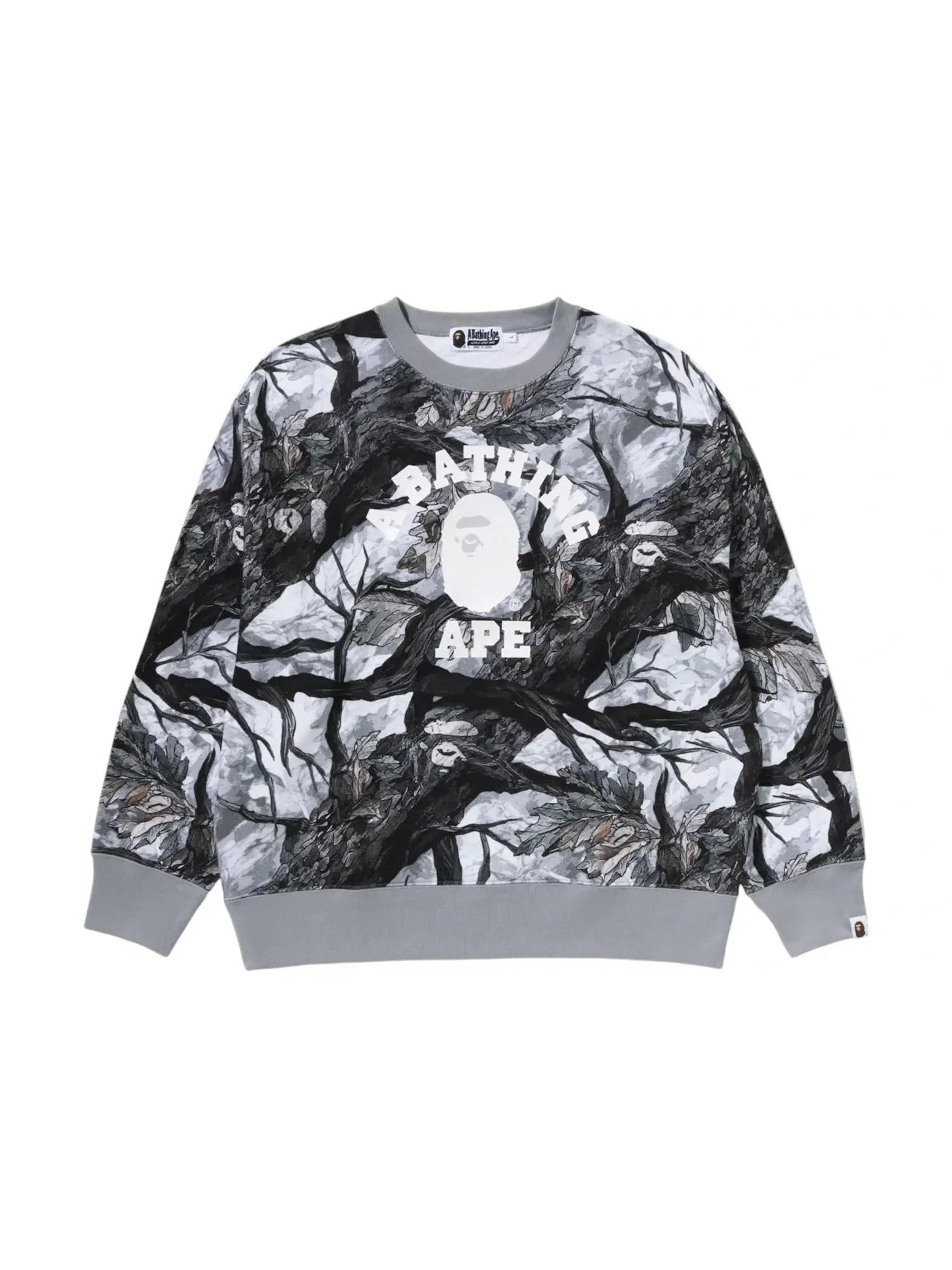 Мужской свитшот свободного кроя с принтом BAPE Tree Edge Camo College Relaxed Fit II Crewneck Sweatshirt BAPE, белый