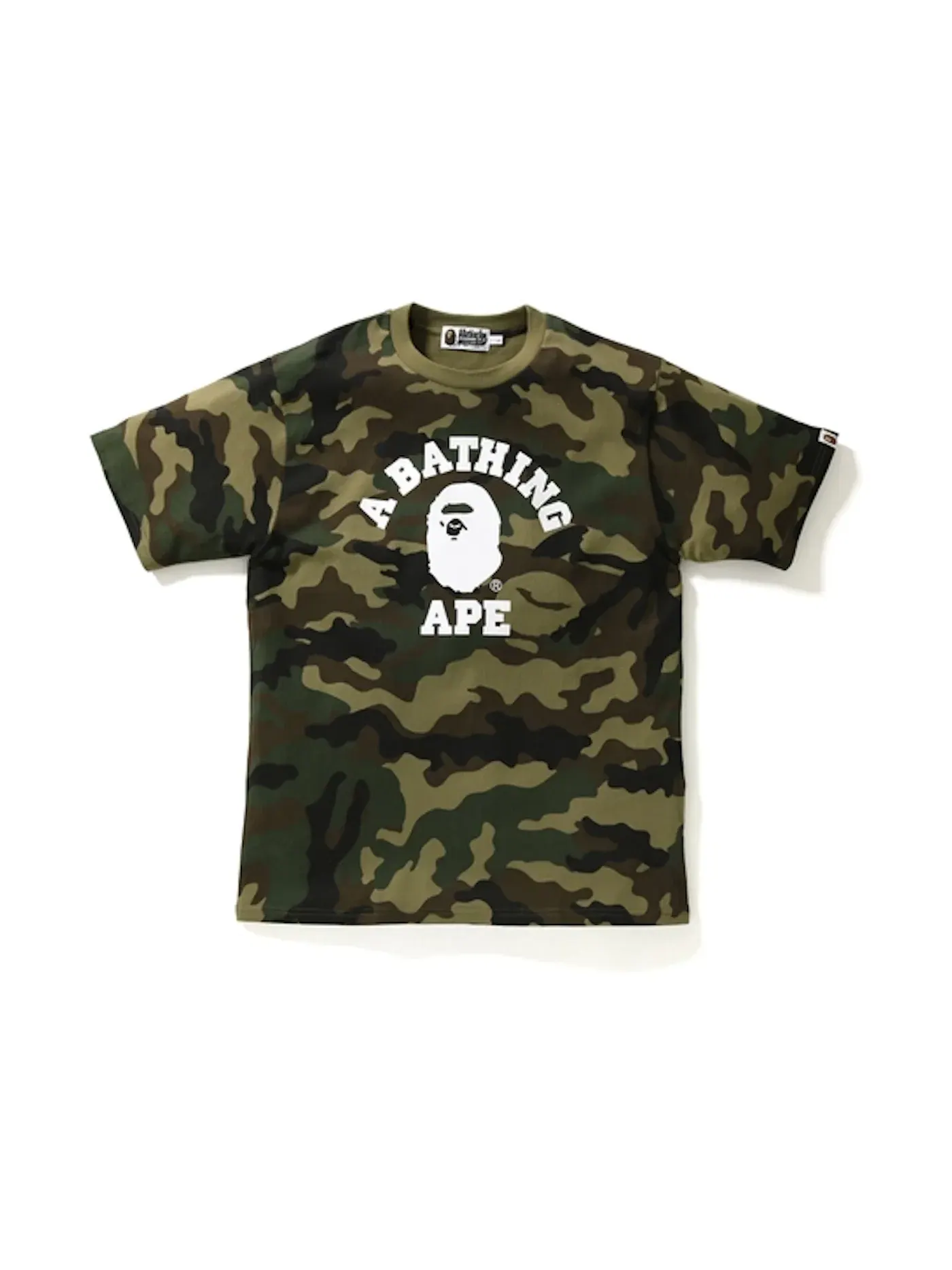 Мужская футболка с принтом Woodland Camo College Tee BAPE — изображение 1 из 2, зеленый