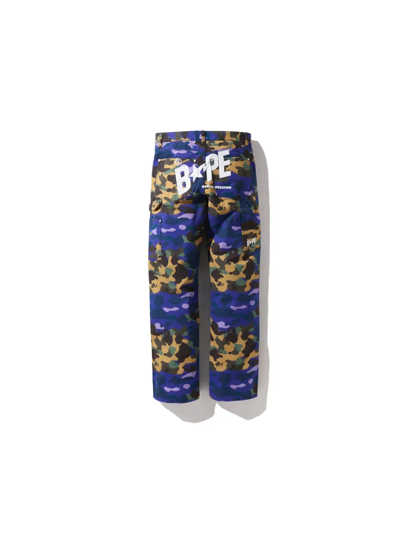 Мужские брюки с камуфляжным принтом BAPE x Heron Preston Mix 1st Camo Duck Painter Pants — изображение 1 из 2, фиолетовый