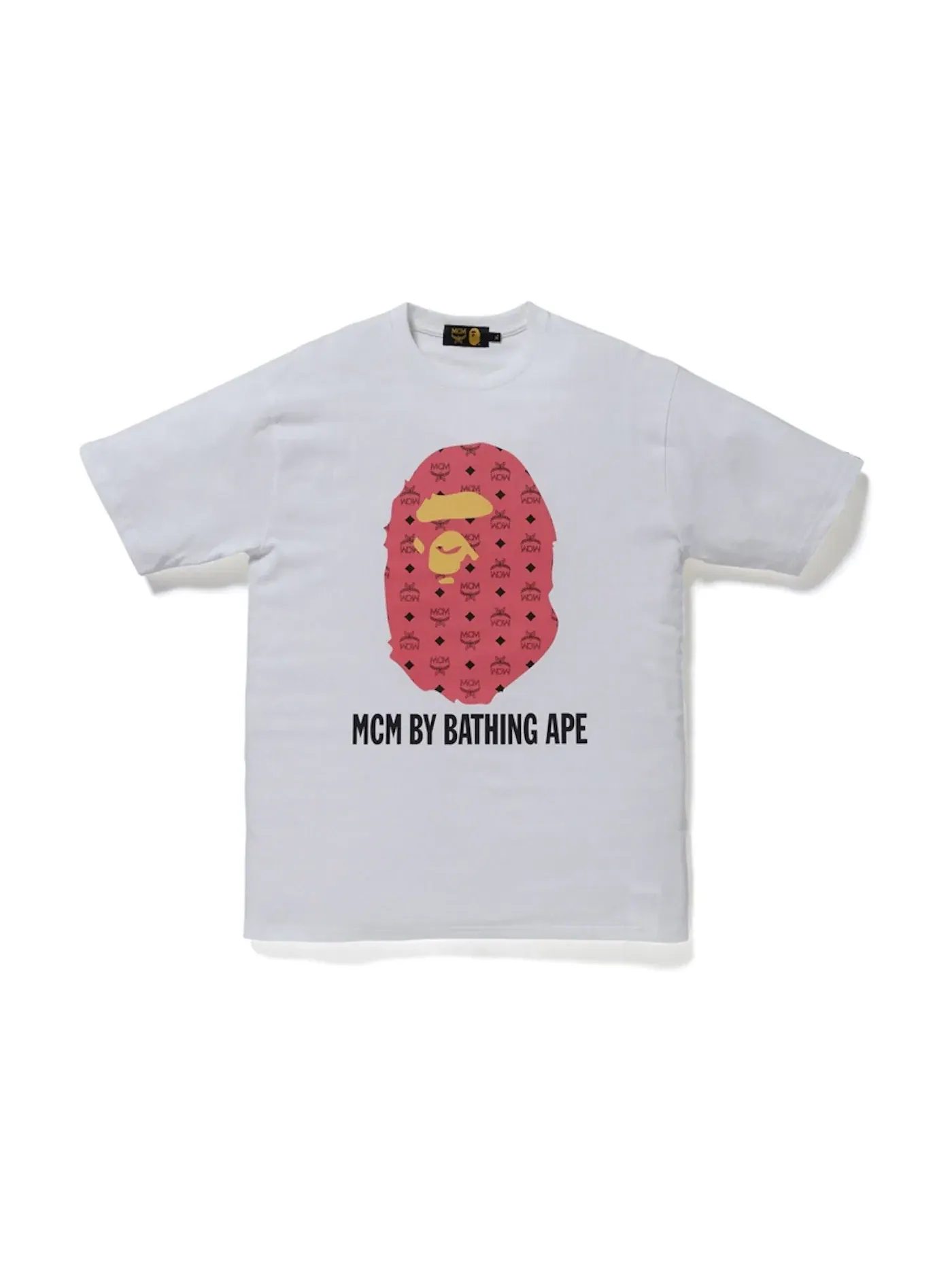Мужская футболка с принтом BAPE x MCM Tee BAPE — изображение 1 из 1, белый розовый