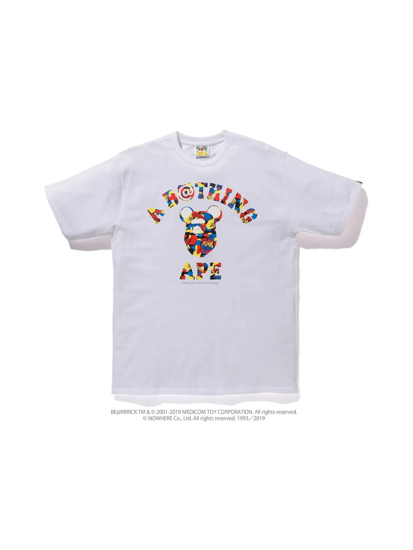 Мужская футболка с принтом BAPE x Medicom Toy Camo College Tee — изображение 1 из 1, белый