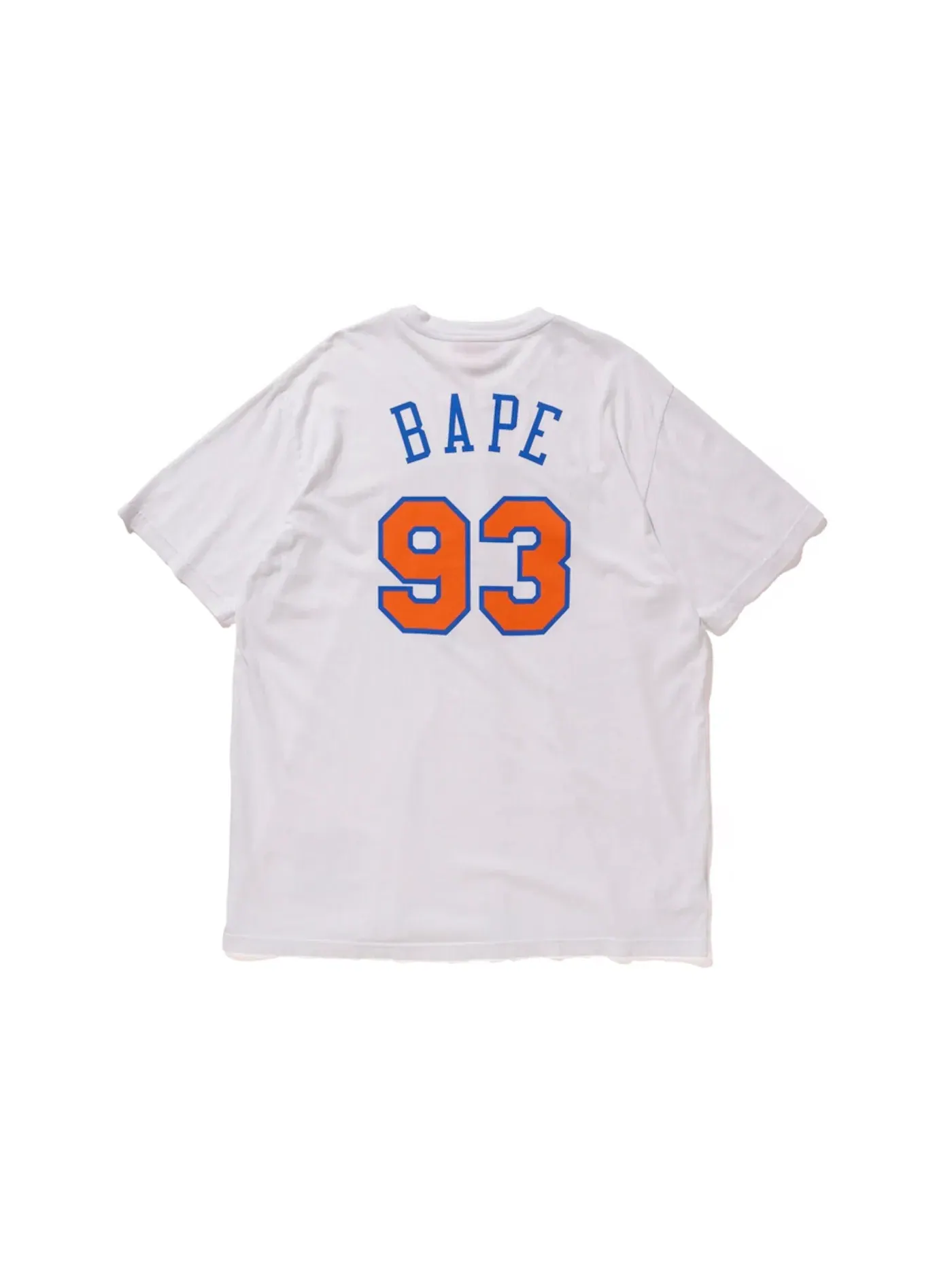Мужская футболка с принтом BAPE x Mitchell & Ness Knicks Tee BAPE — изображение 2 из 3, белый