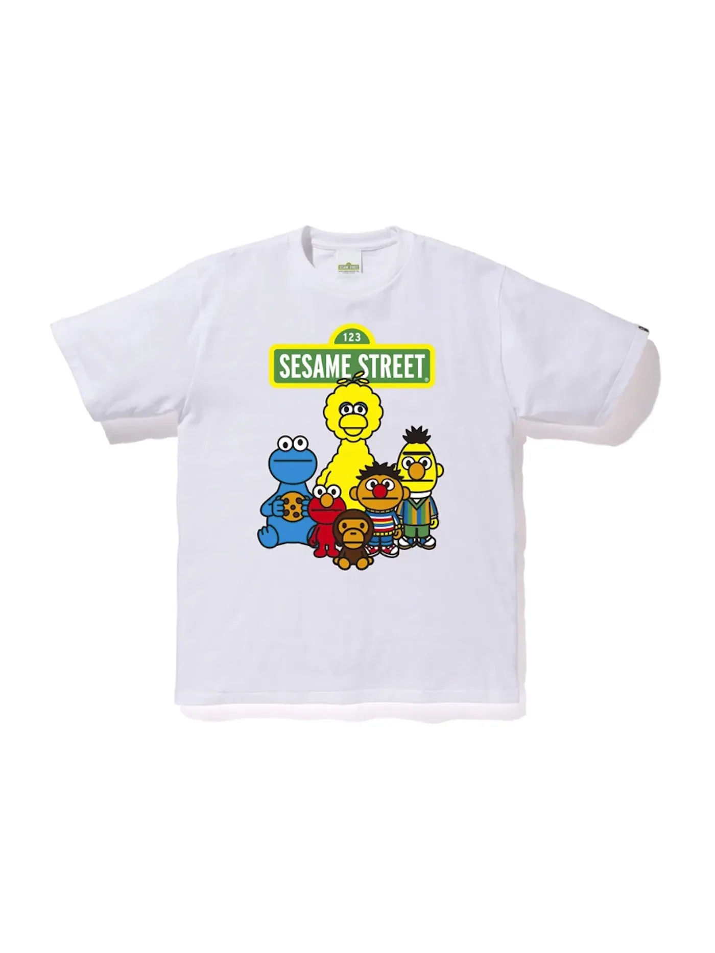 Мужская футболка с принтом BAPE x Sesame Street Characters Tee #1 BAPE — изображение 1 из 1, белый