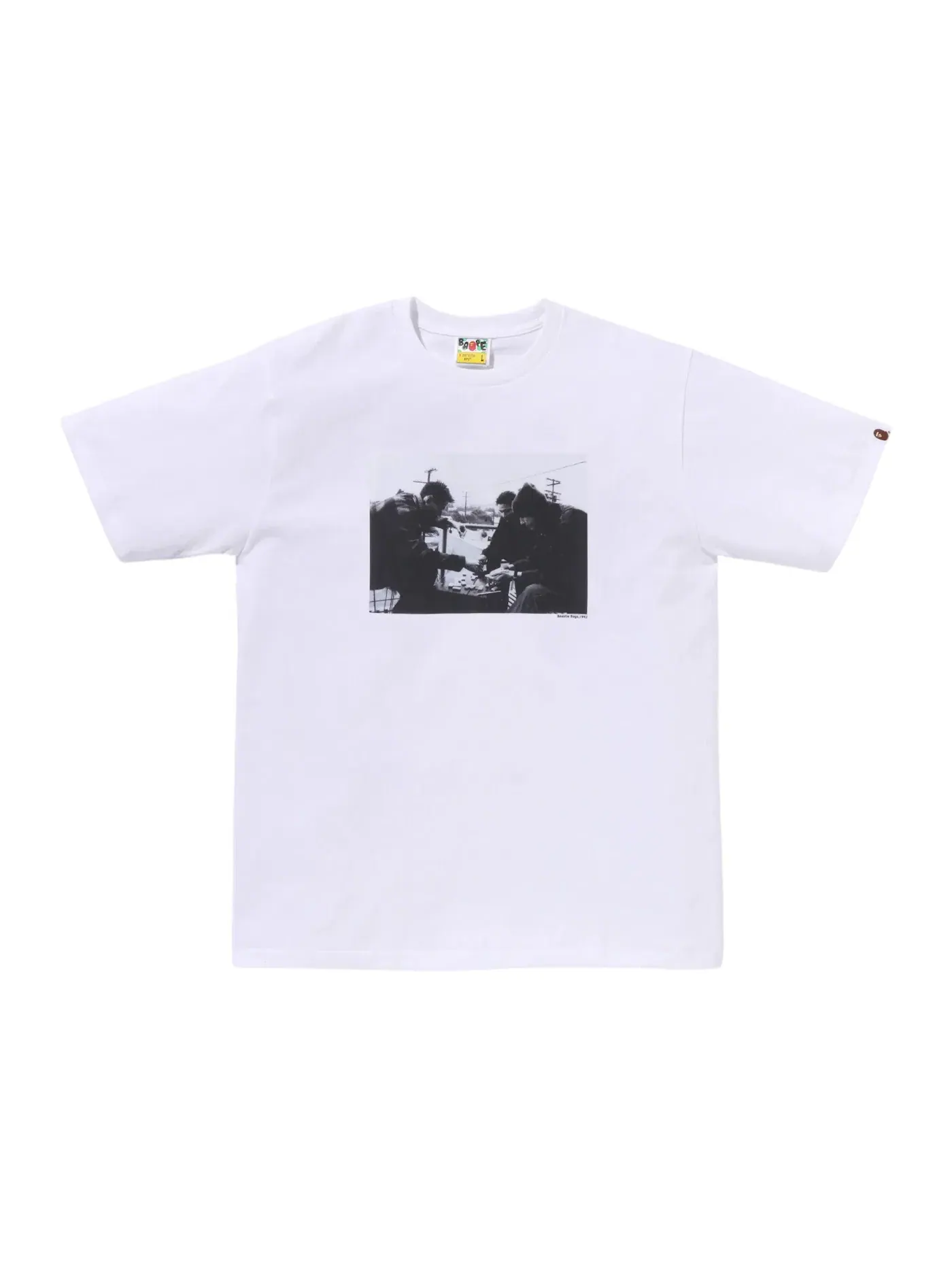 Мужская футболка с принтом BAPE x Shawn Mortensen Beastie Boys Pass The Mic Photo Tee — изображение 1 из 1, белый