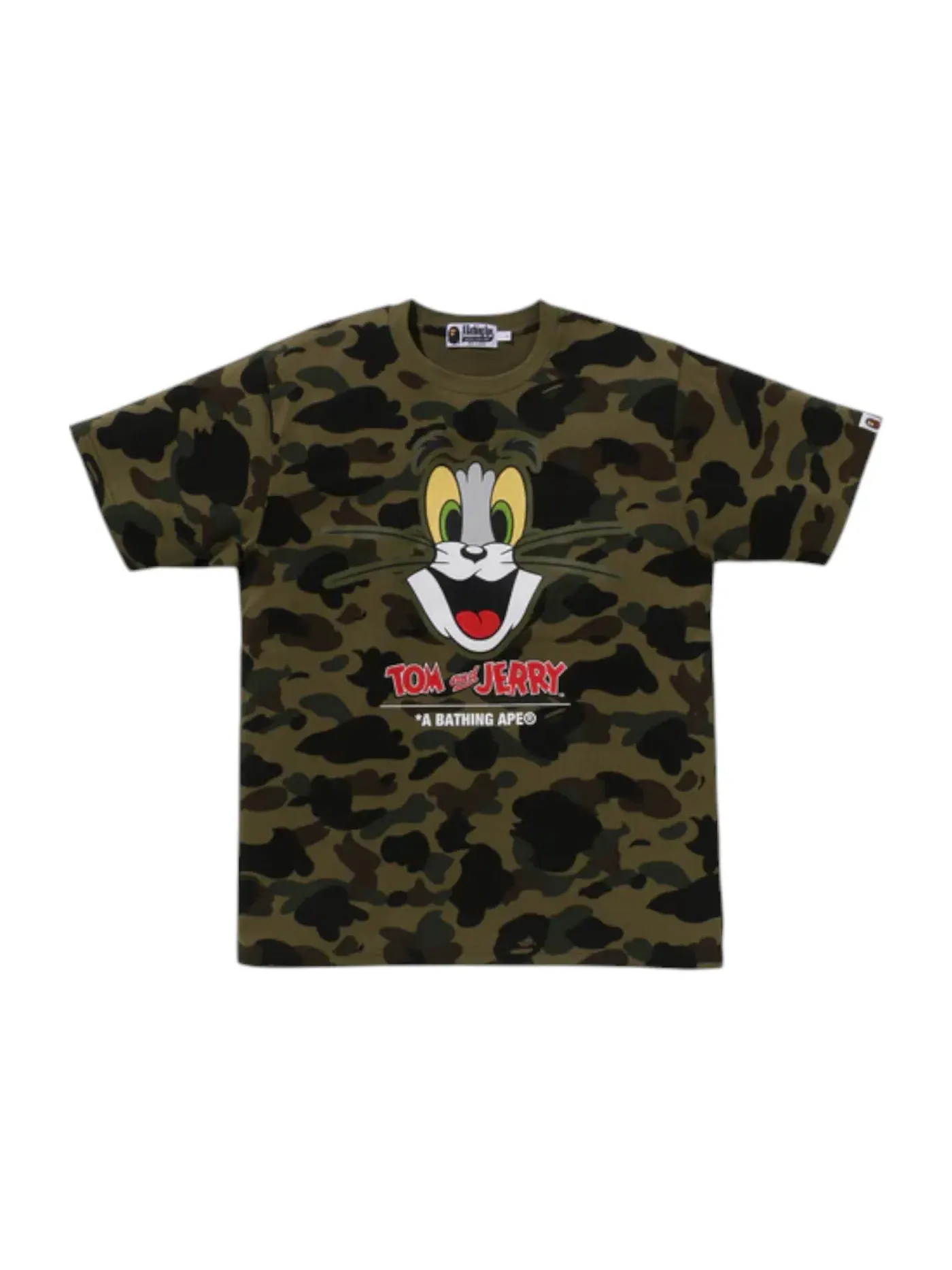 Мужская футболка с принтом BAPE x Tom And Jerry 85th 1st Camo Tee BAPE — изображение 1 из 2, зеленый