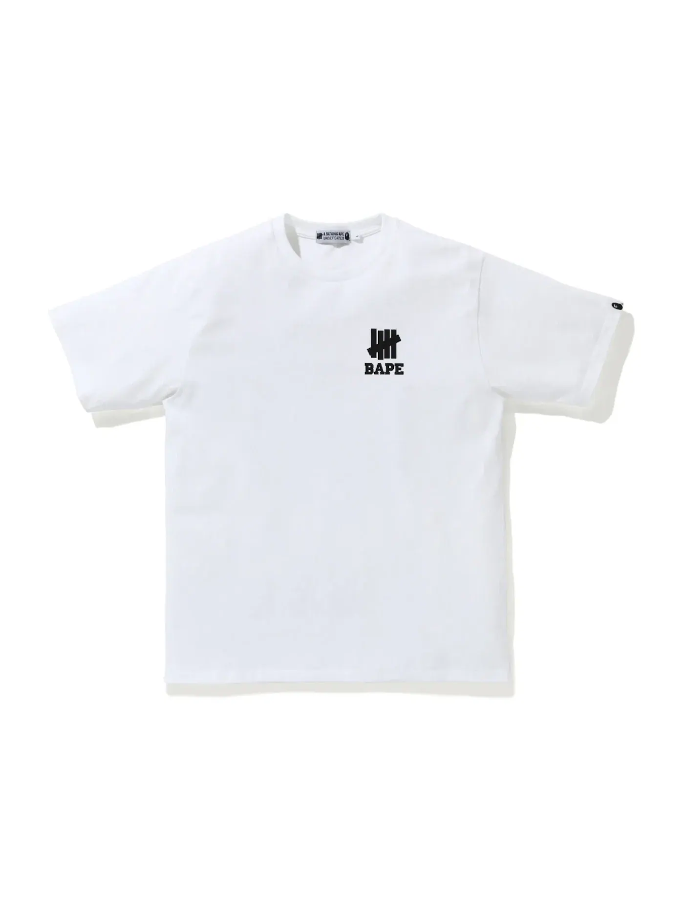 Мужская футболка с принтом BAPE x Undefeated Ape Head Tee BAPE — изображение 1 из 2, белый
