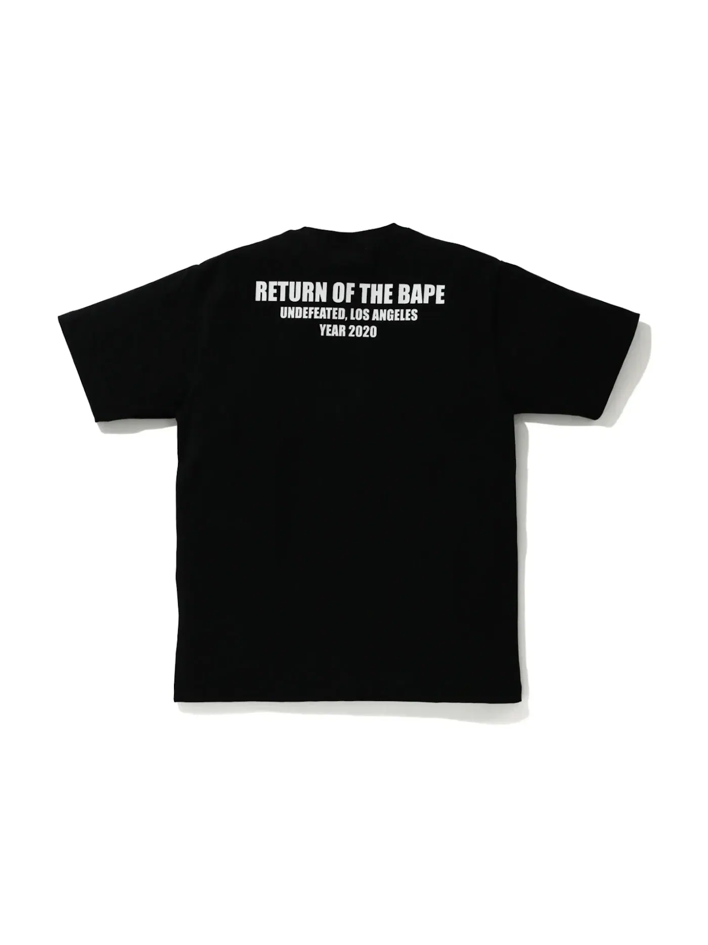 Мужская футболка с принтом BAPE x Undefeated College Tee BAPE — изображение 2 из 2, черный