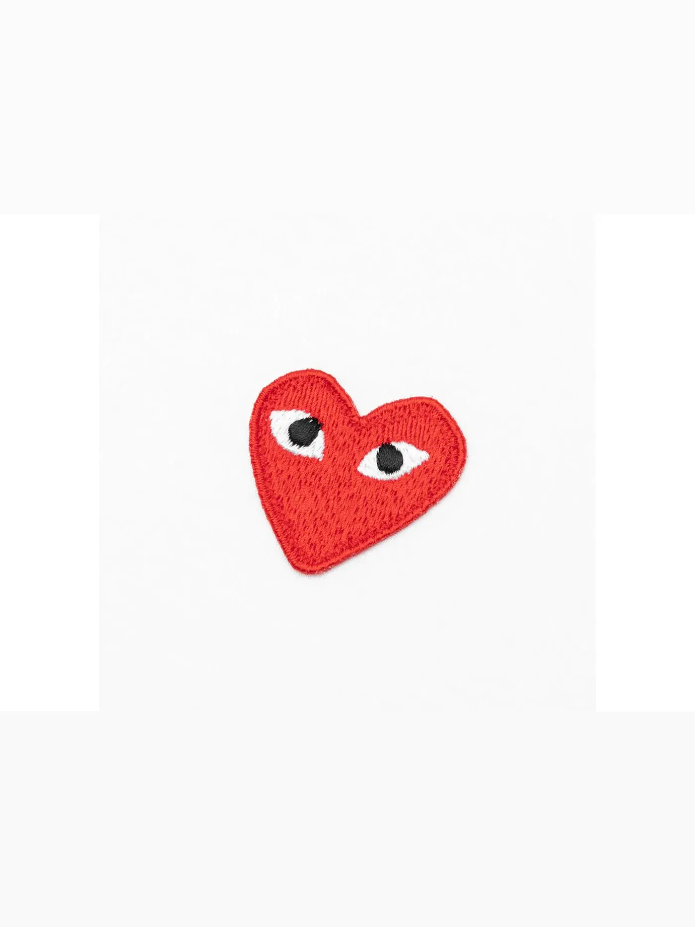 Женская футболка с принтом Red Half Heart Comme des Garcons PLAY — изображение 2 из 3, белый