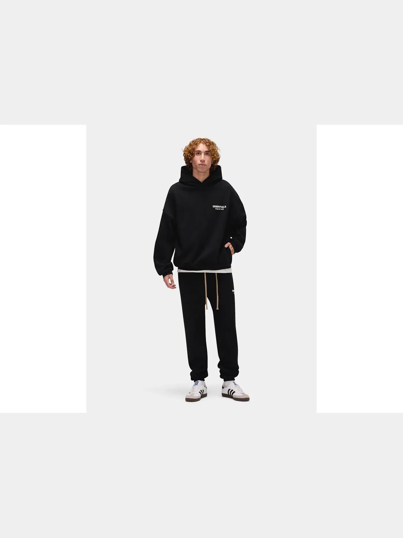 Мужской свитшот с принтом Fear of God Essentials Hoodie (FW24) Fear of God — изображение 6 из 6, черный
