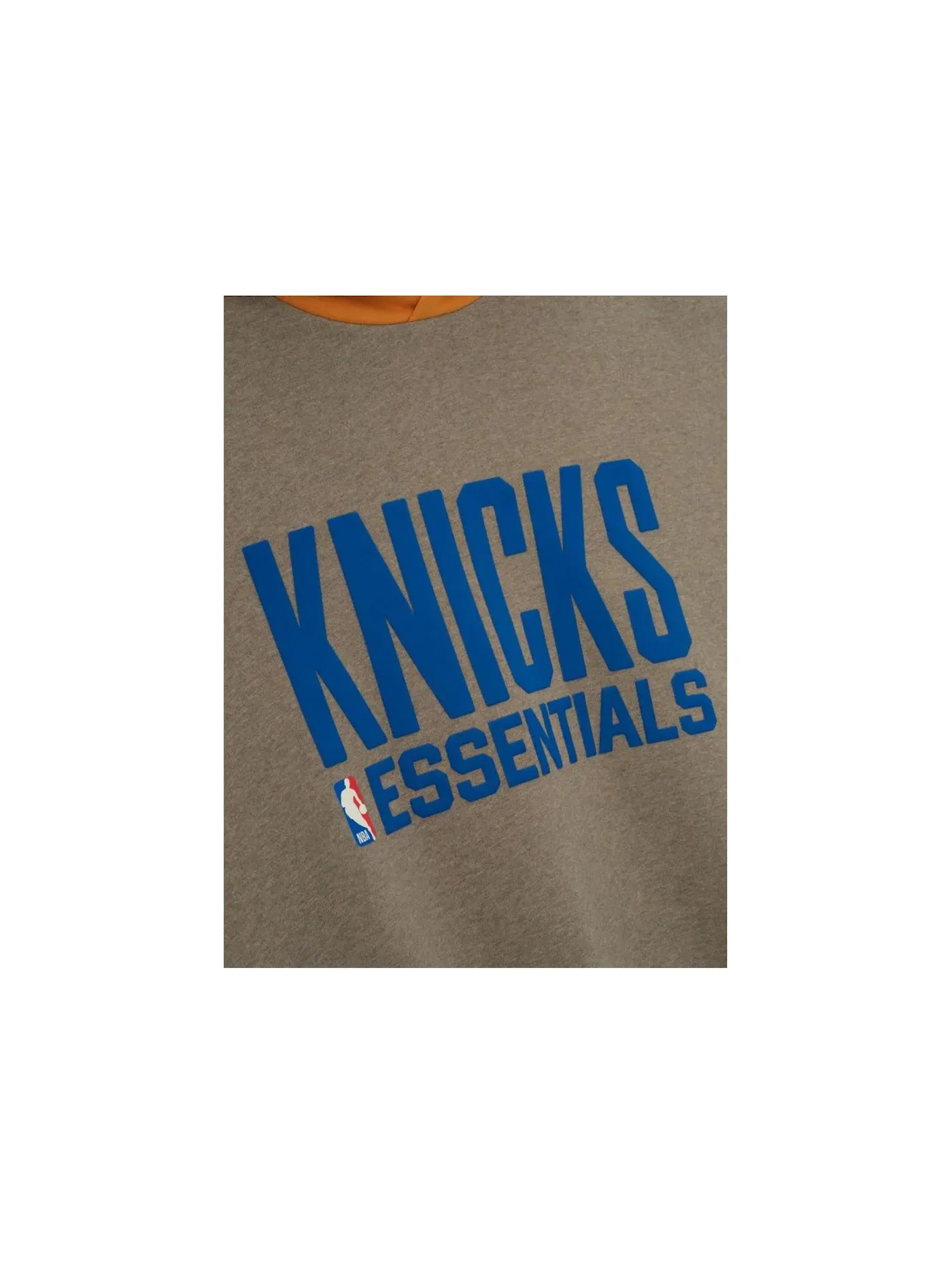 Мужской худя с принтом Knicks Sport Fear of God Essentials — изображение 3 из 3, оранжевый