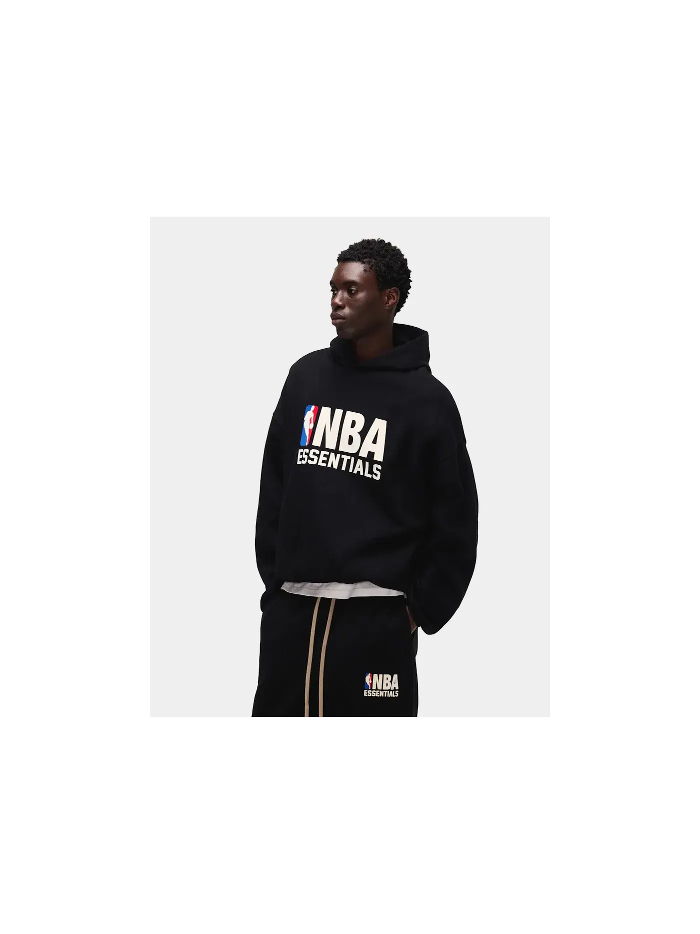 Мужская худи с длинным рукавом Fear of God Essentials NBA Hoodie — изображение 3 из 5, черный