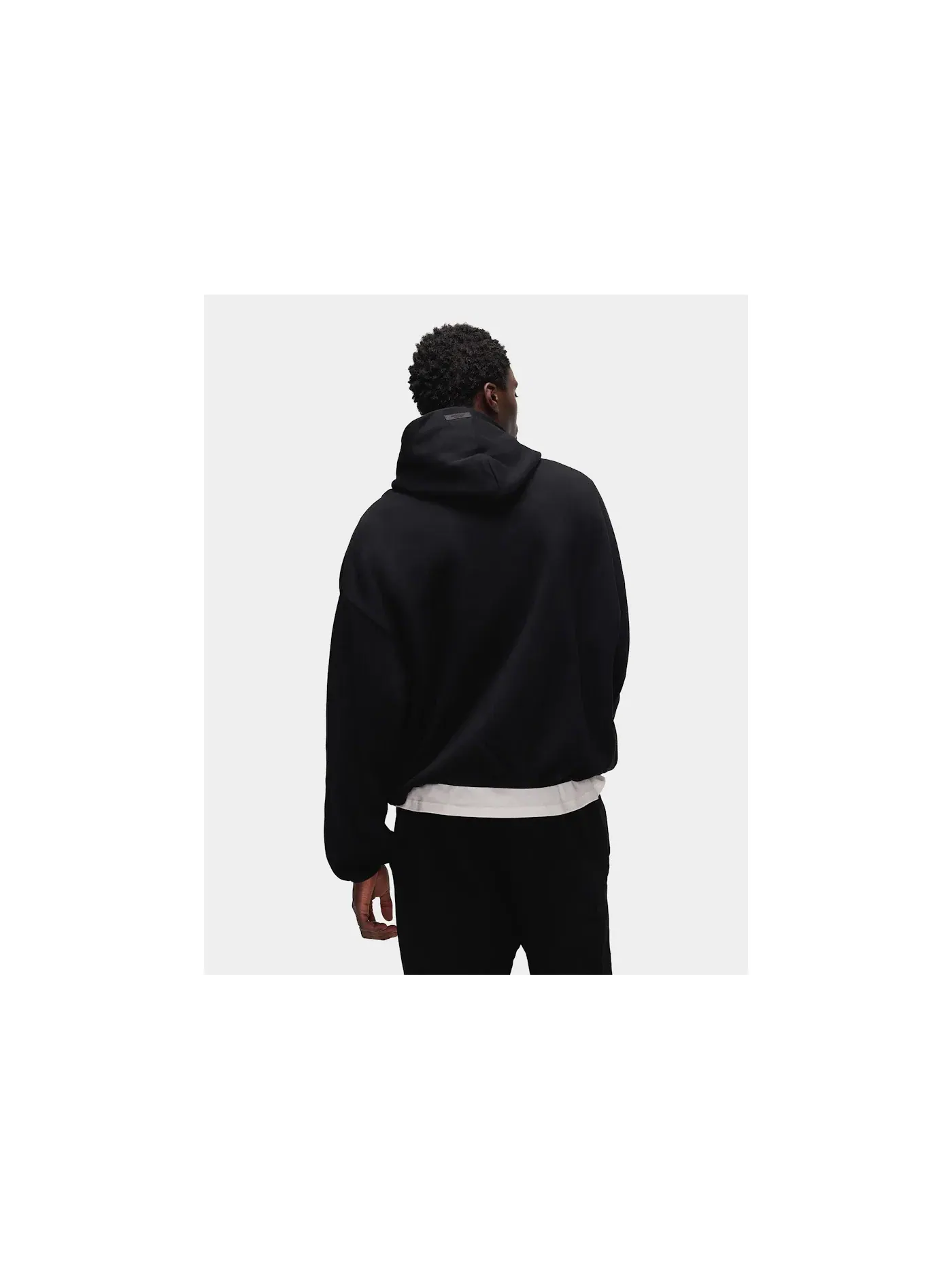 Мужская худи с длинным рукавом Fear of God Essentials NBA Hoodie — изображение 4 из 5, черный