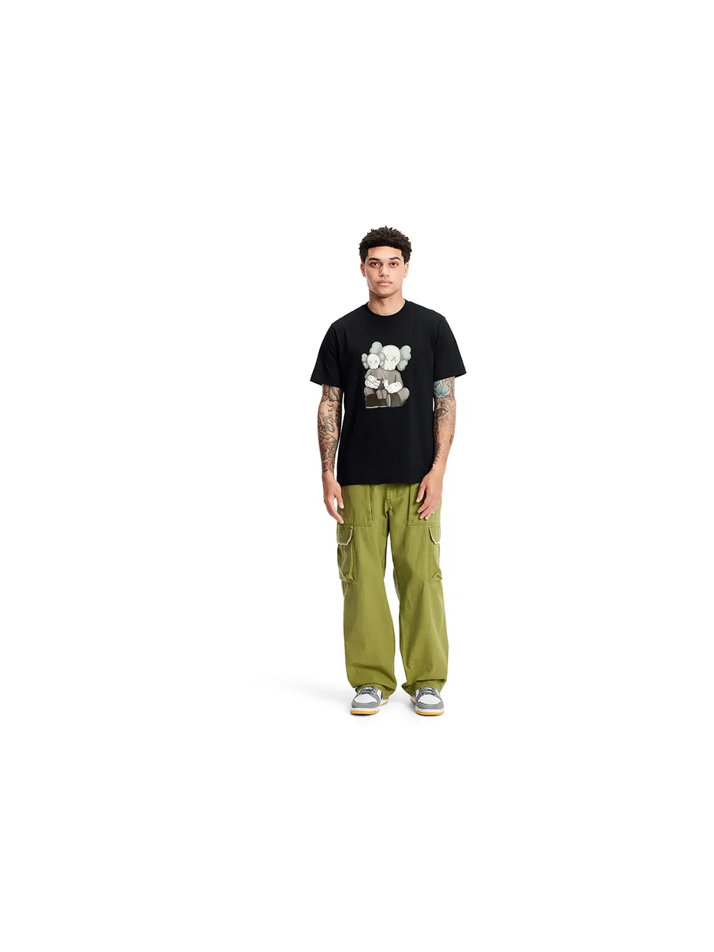 Футболка с коротким рукавом с принтом KAWS x Uniqlo UT T-shirt (US Sizing) — изображение 2 из 3, черный
