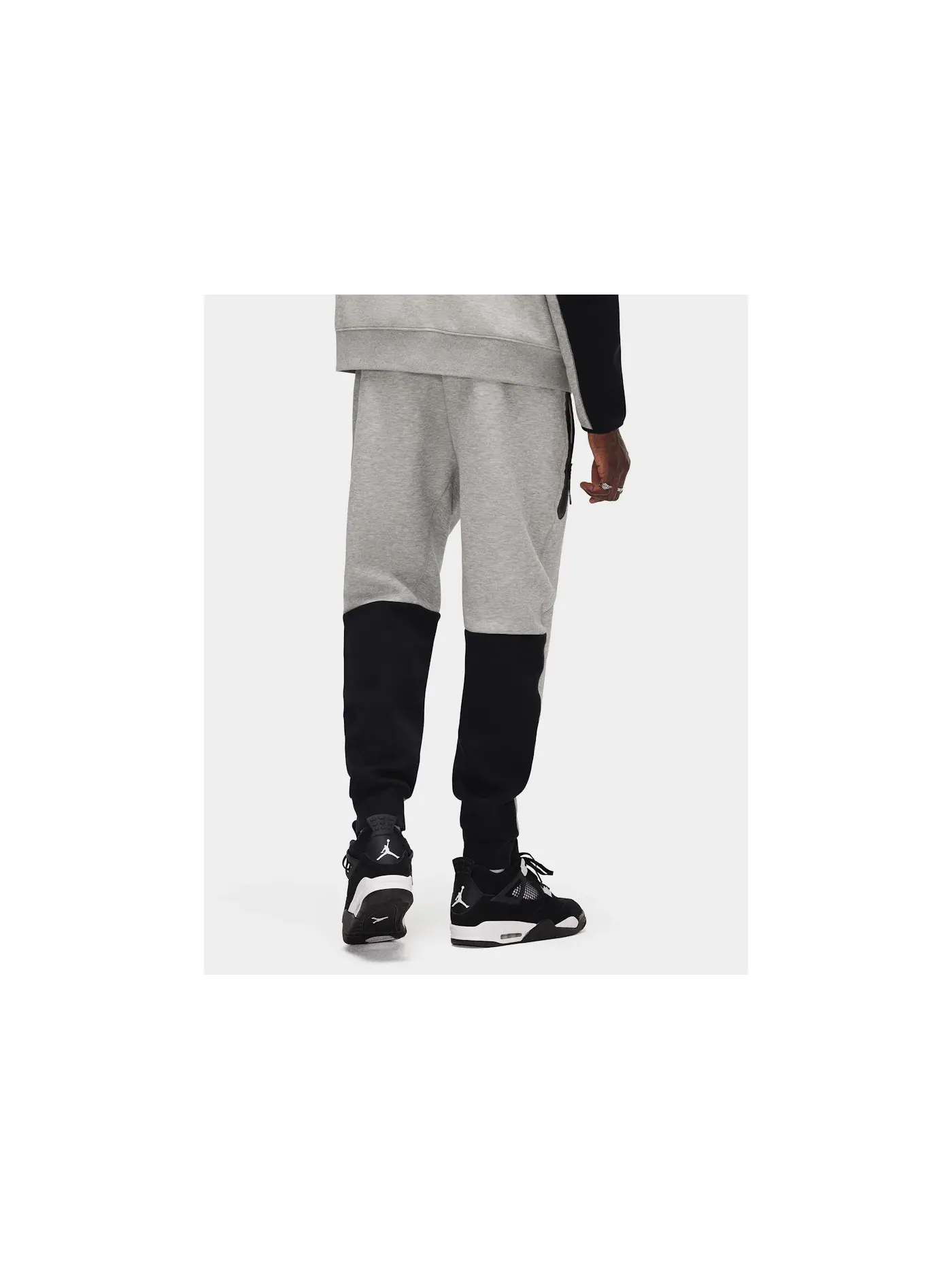 Мужские спортивные штаны из футера с зауженными штанинами Joggers Nike — изображение 4 из 4