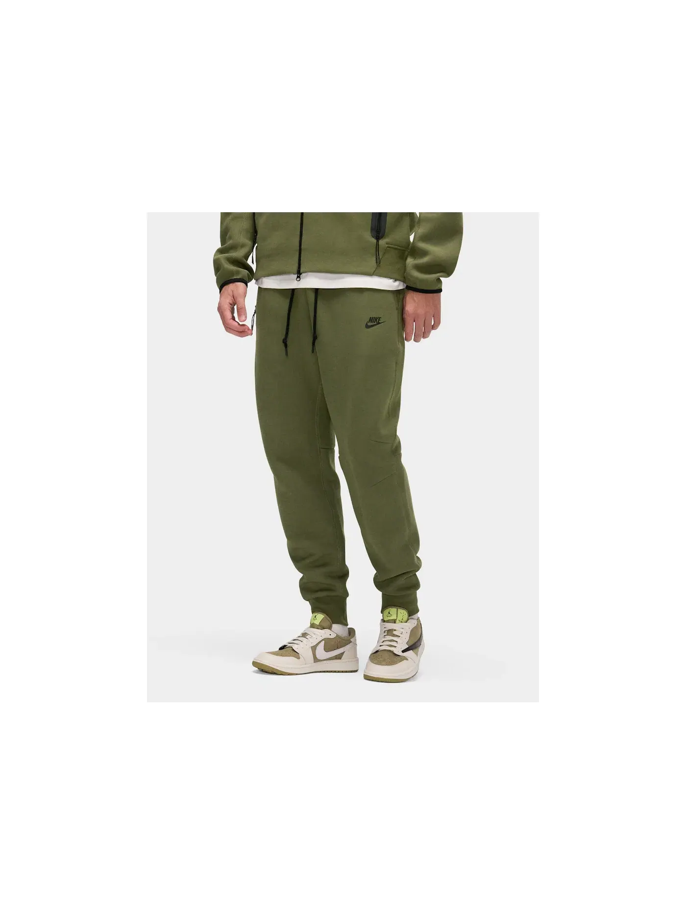 Мужские спортивные брюки из флиса Tech Fleece Nike — изображение 3 из 4, оливковый/черный
