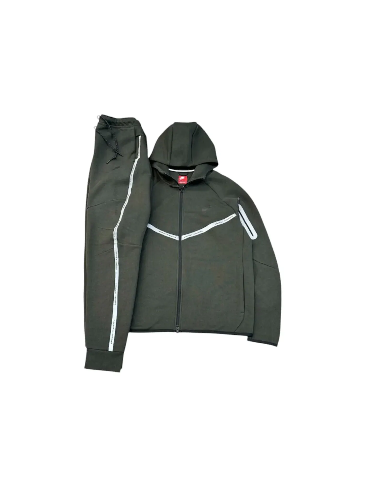 Мужской спортивный костюм с принтом Nike Tech Fleece Tracksuit — изображение 1 из 2, черный