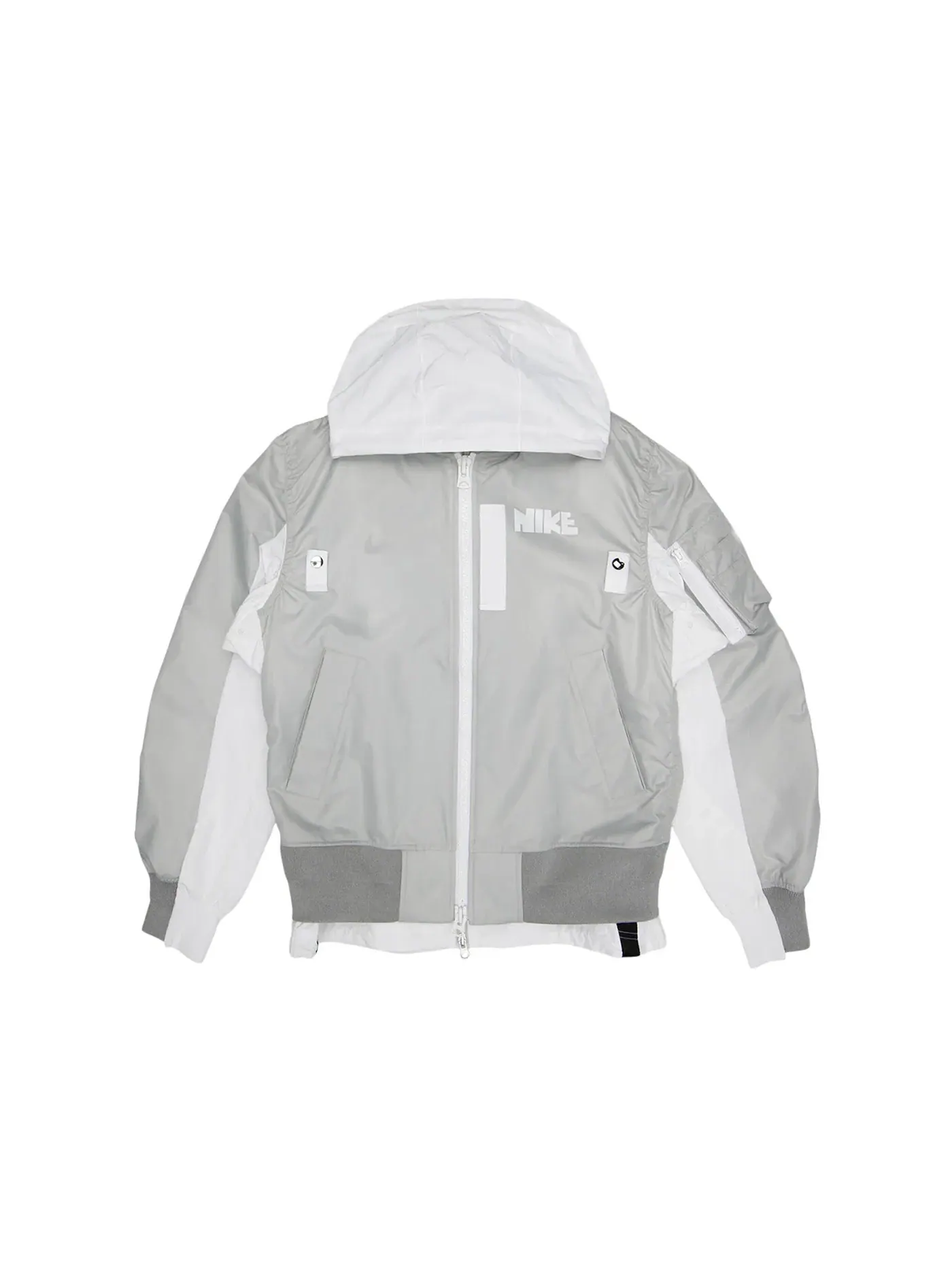Мужская куртка-бомбер многослойная Nike x Sacai — изображение 1 из 3, серый