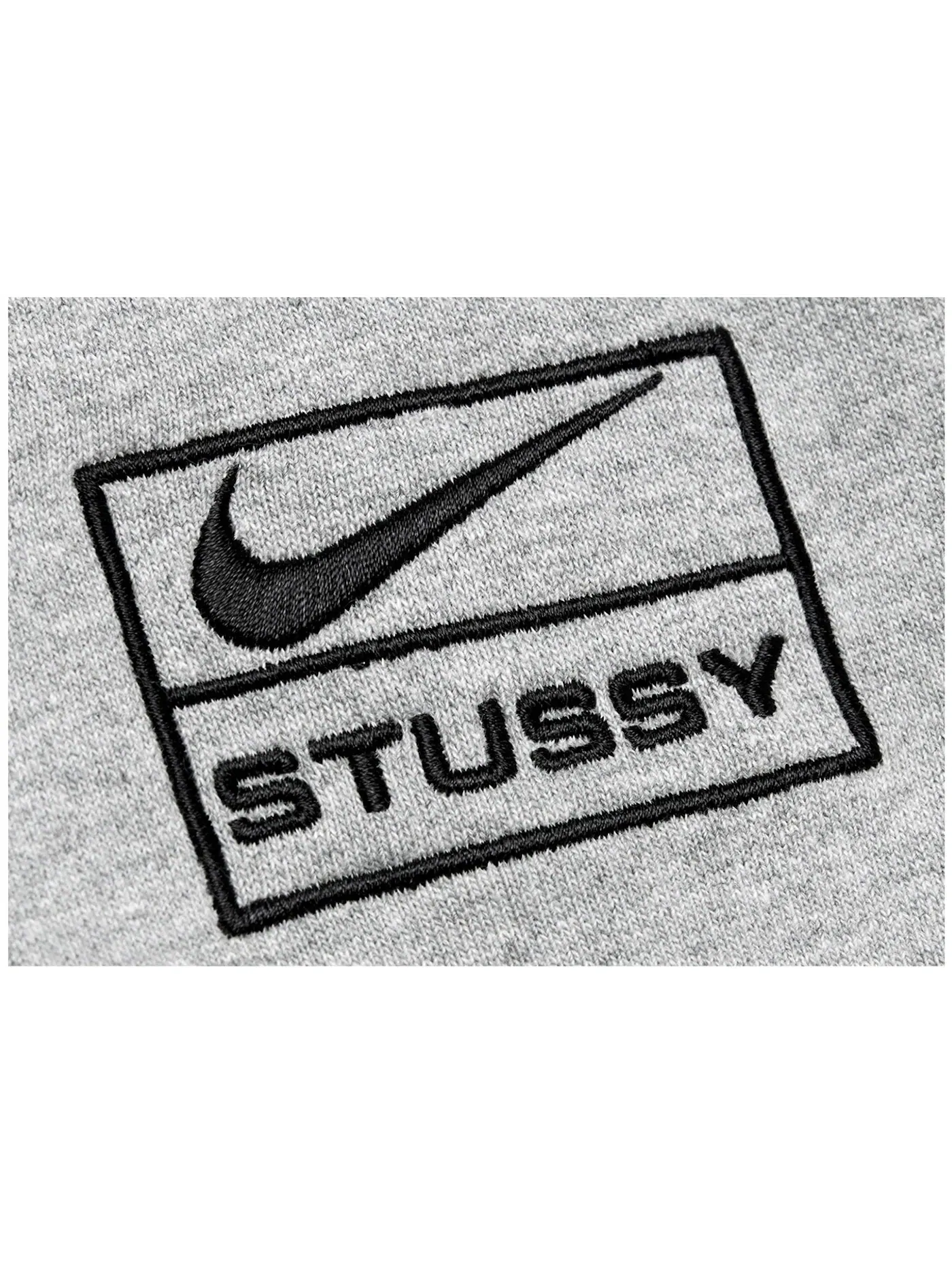 Мужской свитшот с вышивкой Crew Fleece Nike — изображение 2 из 4, серый