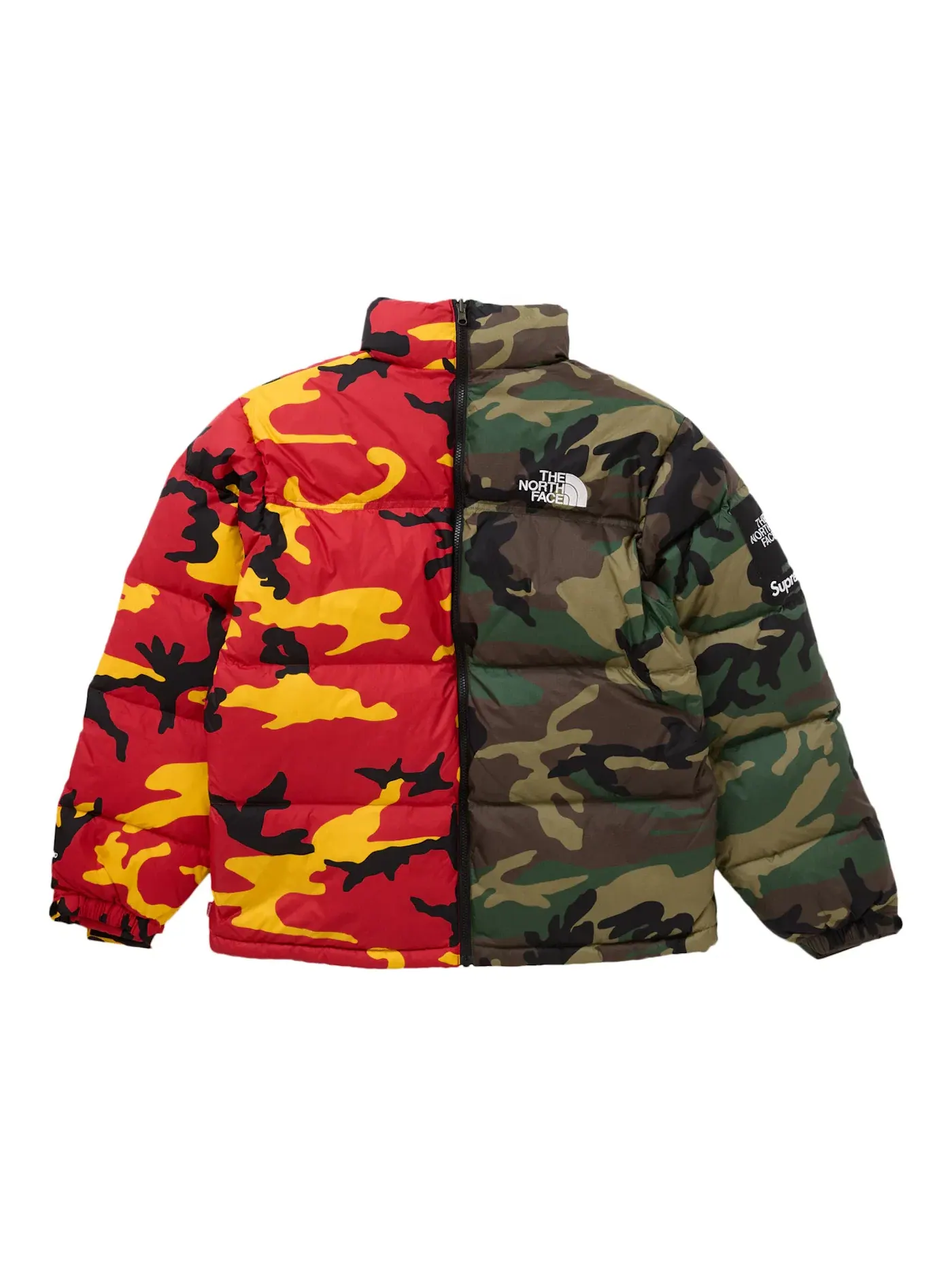 Мужская куртка с камуфляжным принтом Supreme The North Face Split Nuptse Jacket — изображение 1 из 3