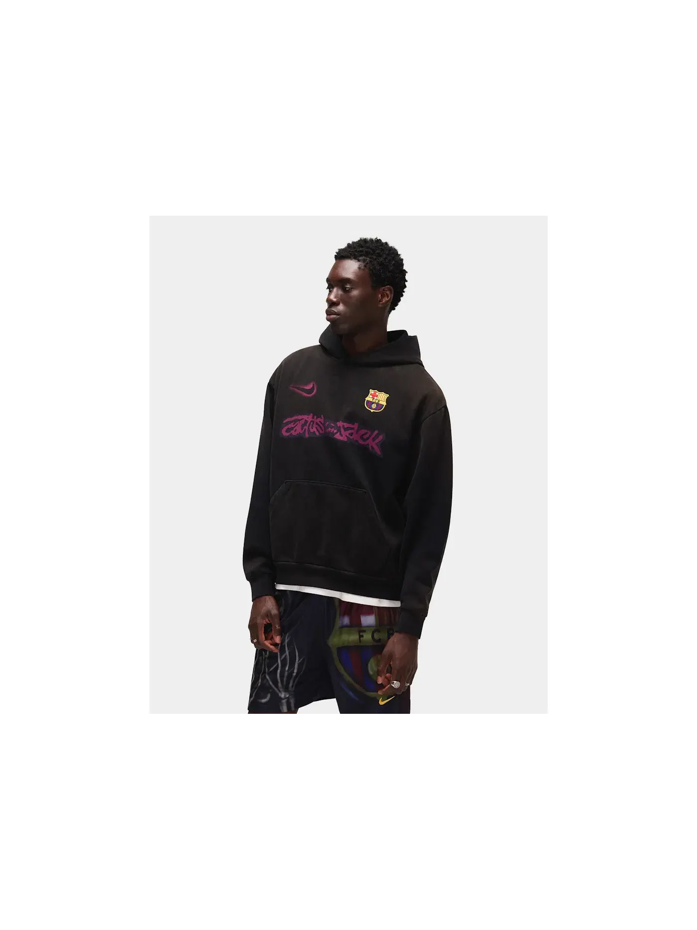 Мужская худи с принтом Travis Scott x Nike x FC Barcelona Spray Logo Hoodie Travis Scott — изображение 3 из 5, черный