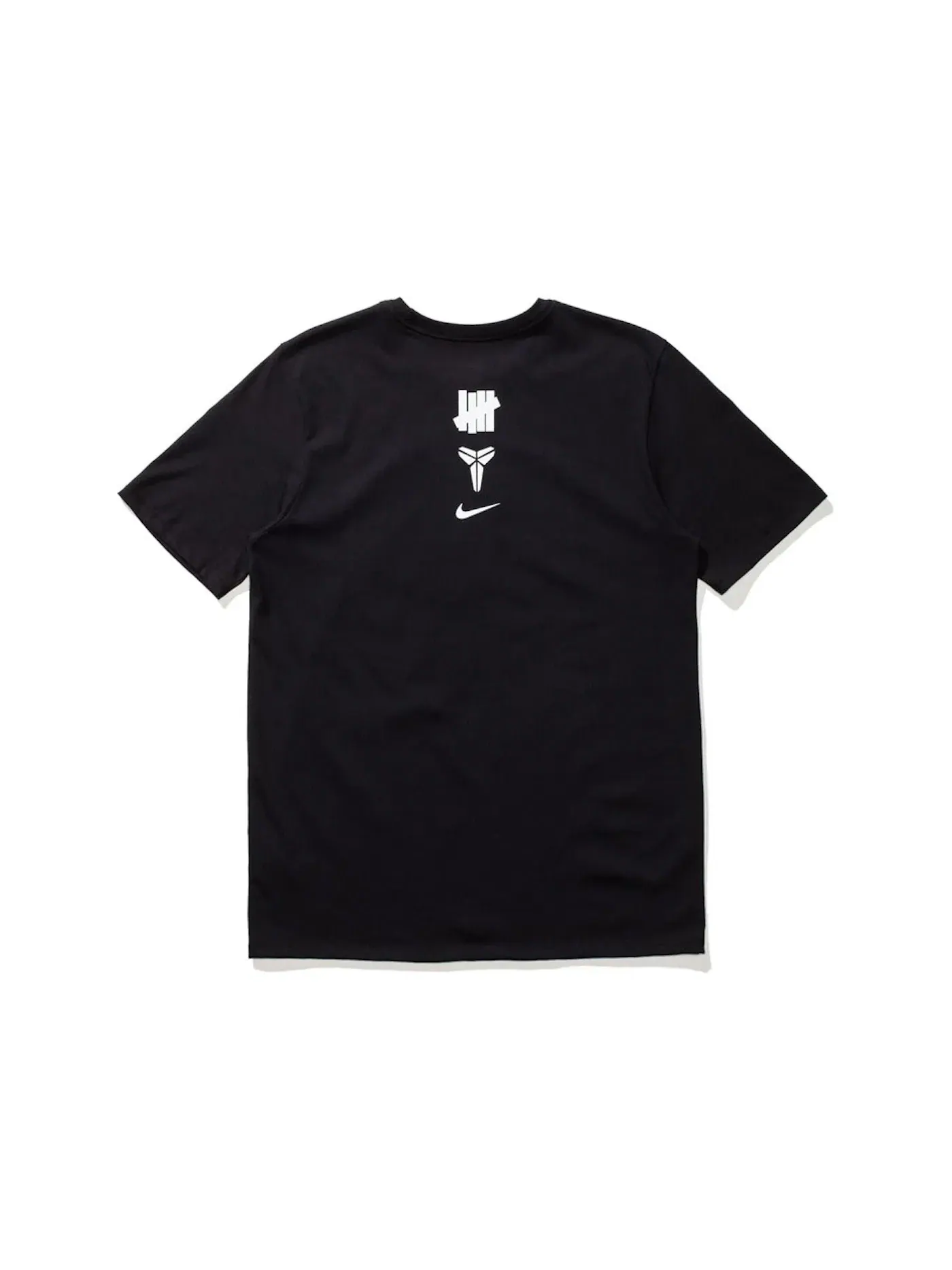 Мужская футболка с принтом Undefeated x Nike x Kobe 5 Strike Tee — изображение 2 из 2, черный