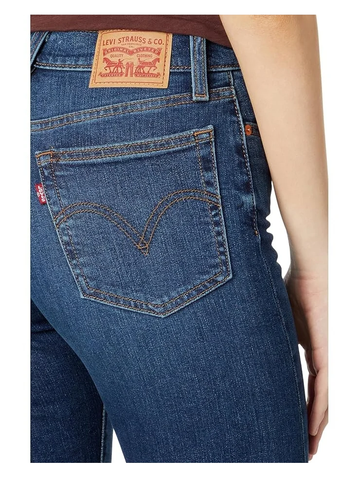 Джинсы Levi's Womens Premium Wedgie Straight — изображение 3 из 4, индиго