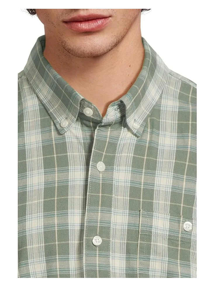 Мужская рубашка L.L.Bean Comfort Stretch Chambray с коротким рукавом, традиционный крой, клетка — изображение 4 из 5, зеленый