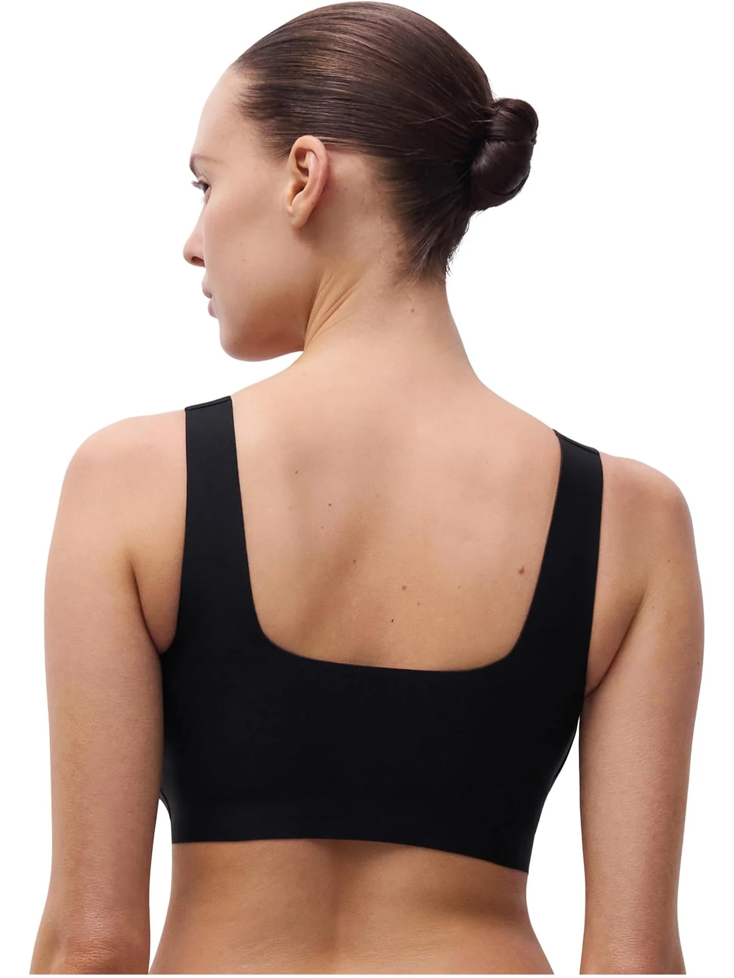 Бюстгальтер Chantelle Soft Stretch Scoop Neck Bralette — изображение 2 из 4, черный