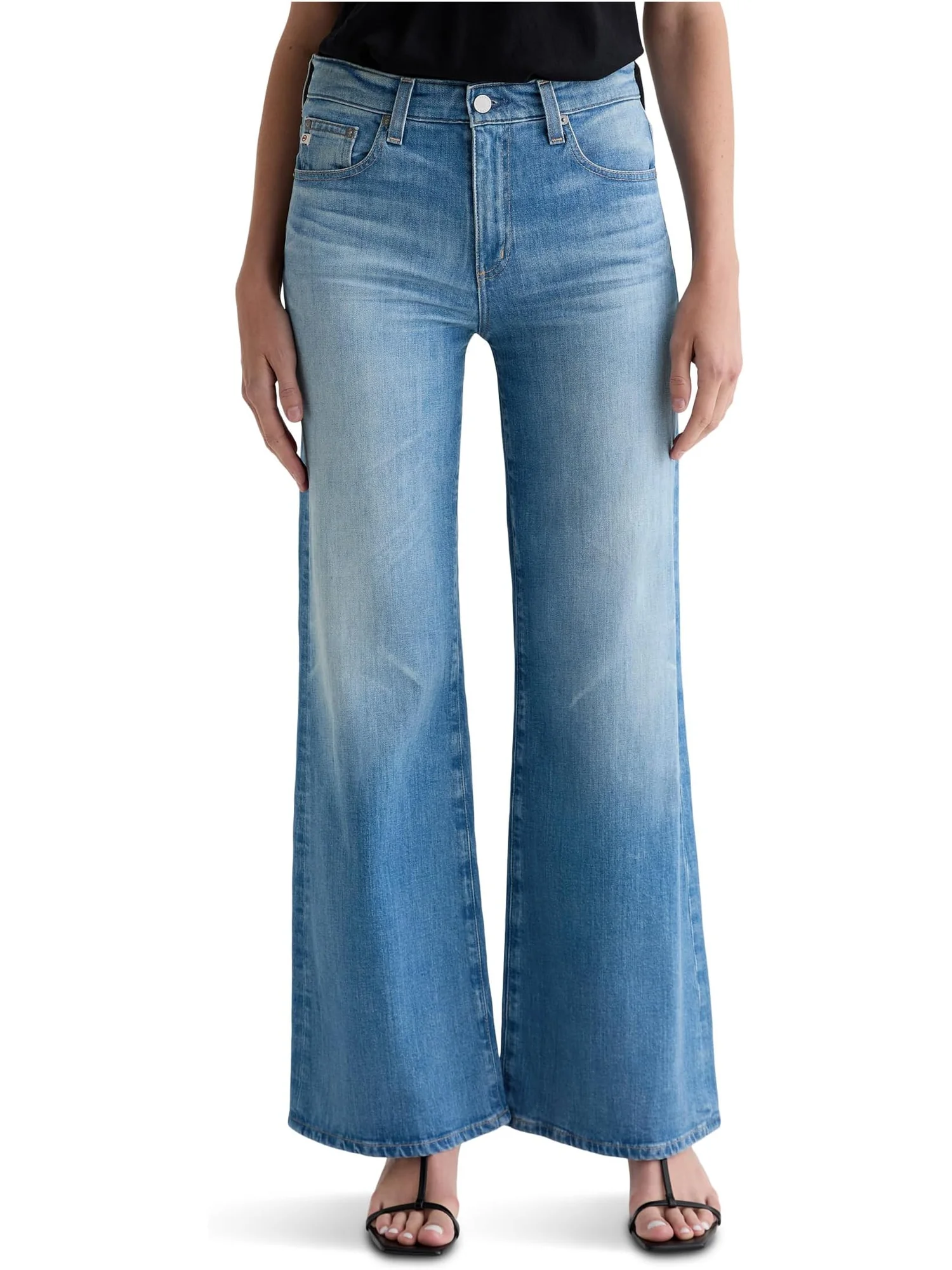 Джинсы AG Jeans Saige Mid Rise Wide Leg In 18 Years Bisou, цвет 18 Years Bisou