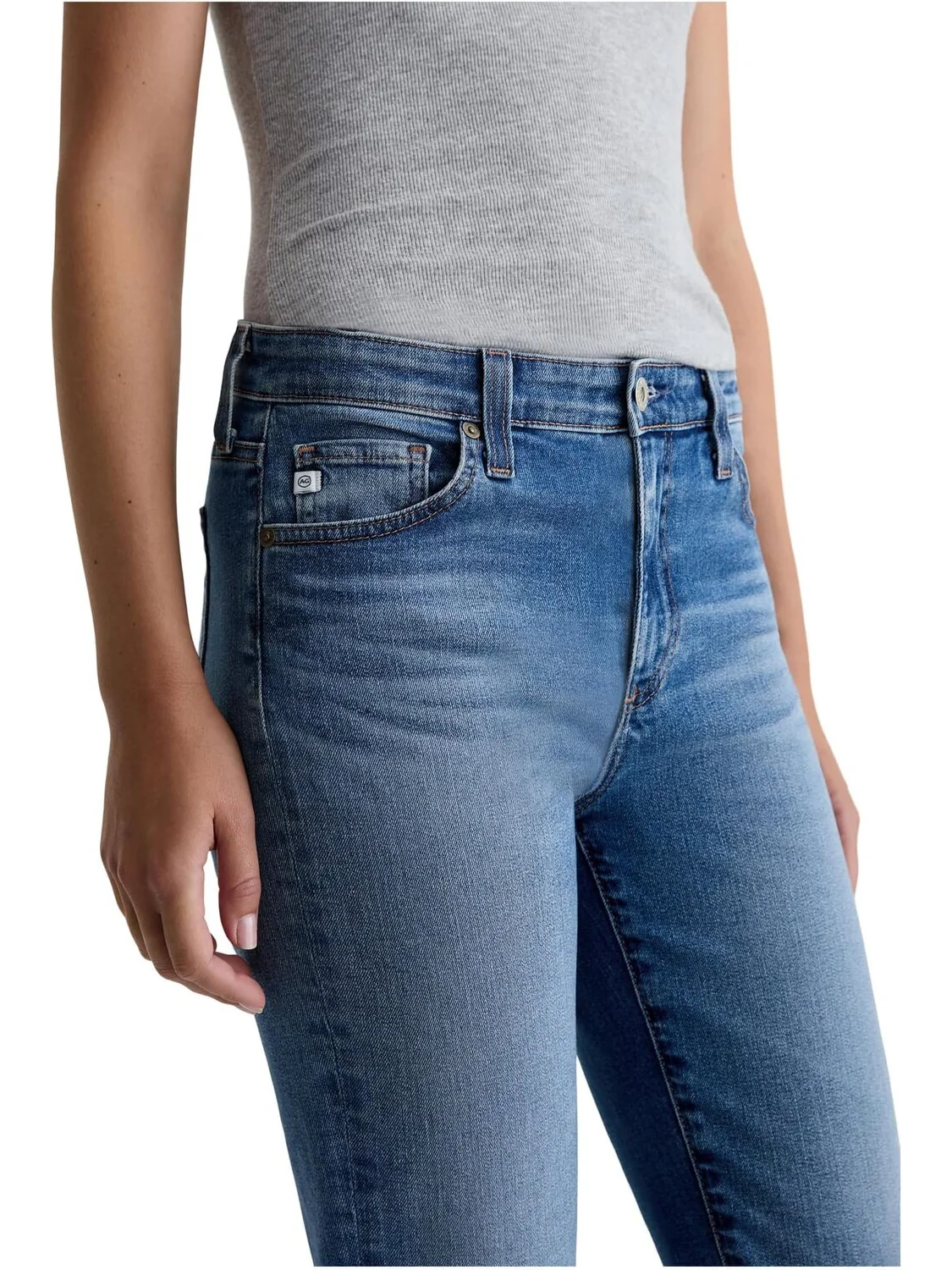 Женские джинсы Mari средней посадки Slim Straight AG Jeans, Tinseltown — изображение 4 из 5, серебристый