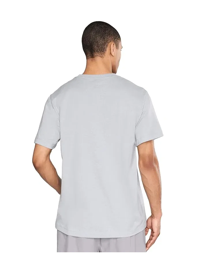 Футболка трикотажная S/S Tri-Blend Tee The North Face — изображение 4 из 5, светлый серый