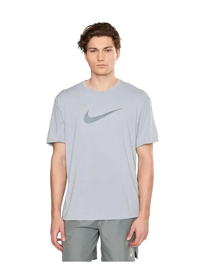 Футболка Nike Hydroguard Specs Dri-FIT UV с защитой UPF 40+ Nike — изображение 1 из 5, серый