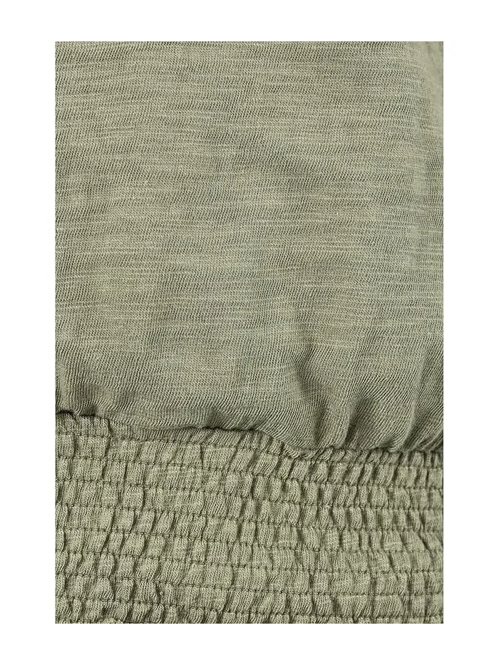 Блуза V-образным вырезом Smocked Hem V-Neck Lilla P — изображение 5 из 5, шалфейный