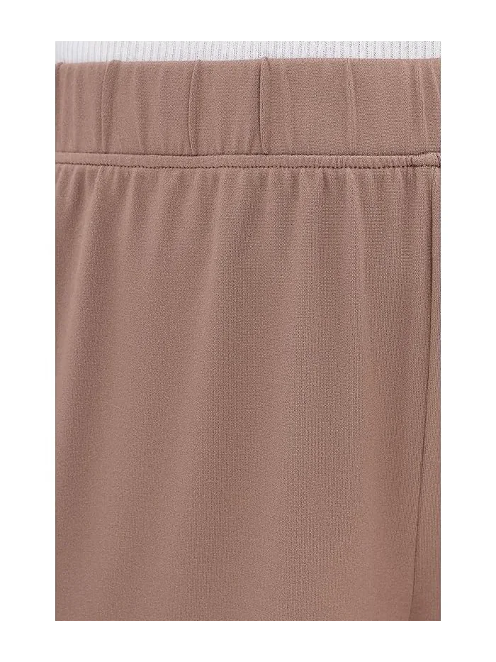 Брюки с пайпингом Butterchic Pants Barefoot Dreams — изображение 5 из 5, саблевый