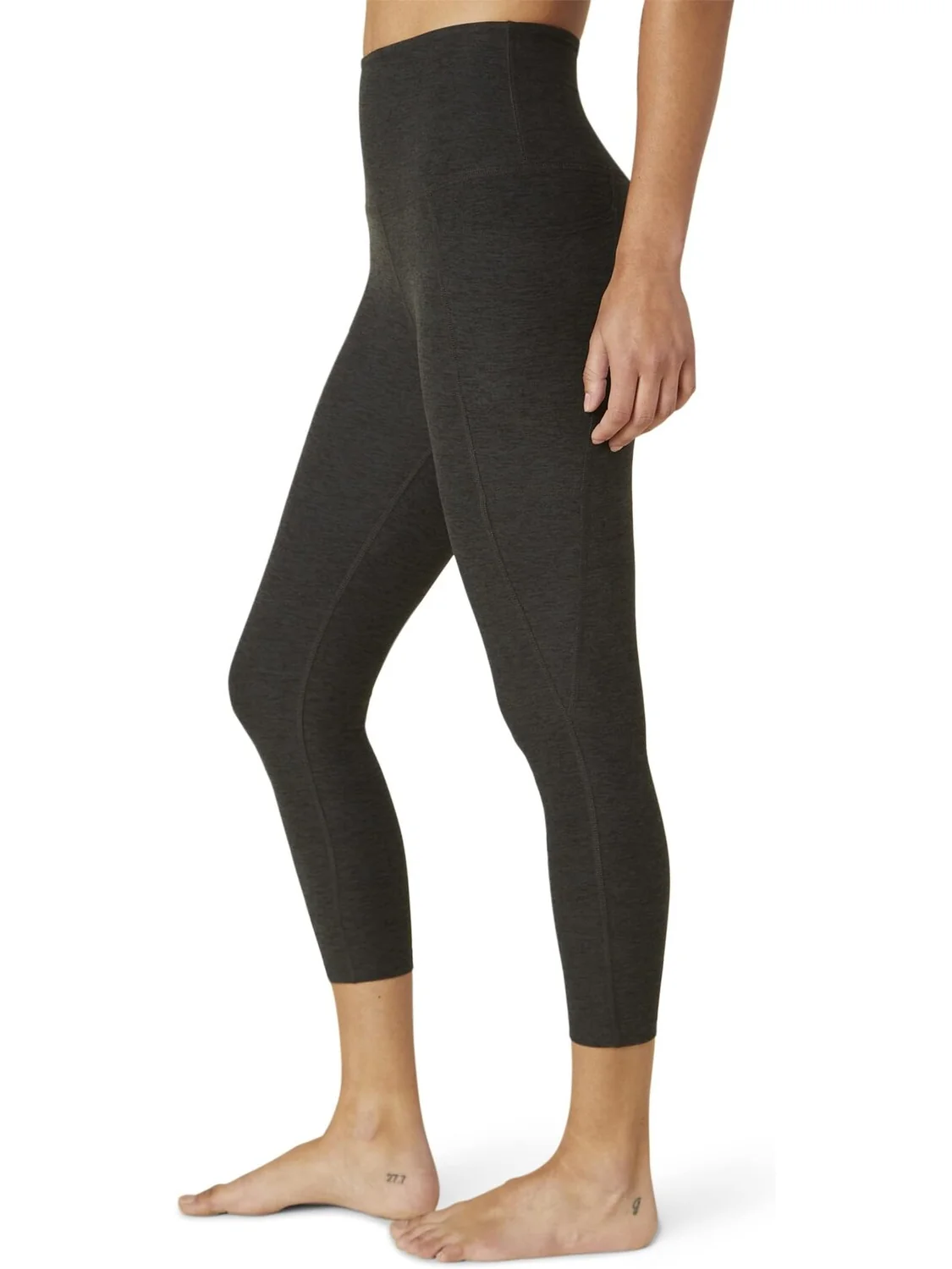 Леггинсы Beyond Yoga Spacedye Out Of Pocket High Waisted Capri — изображение 2 из 3, самая темная ночь