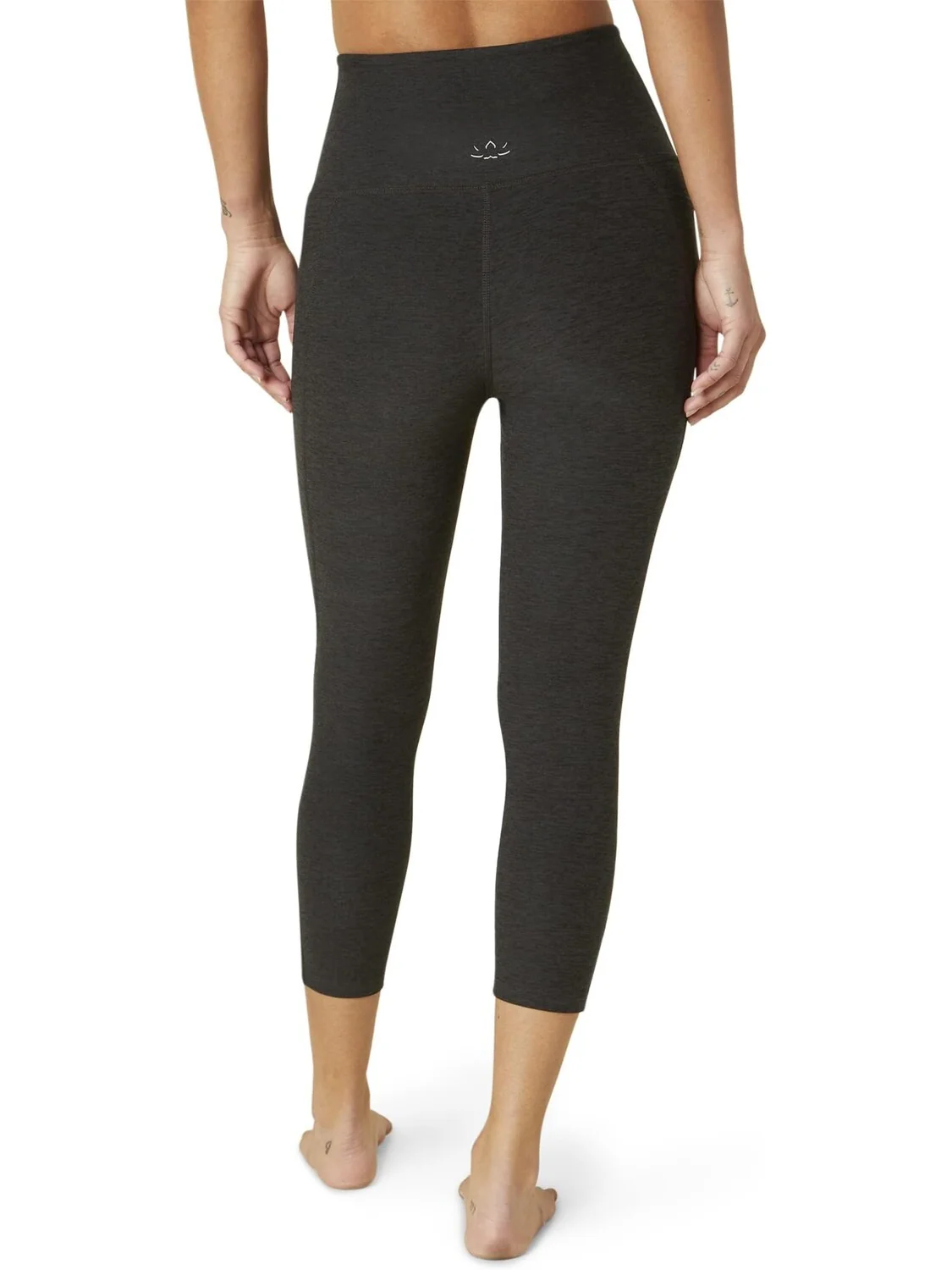 Леггинсы Beyond Yoga Spacedye Out Of Pocket High Waisted Capri — изображение 3 из 3, самая темная ночь