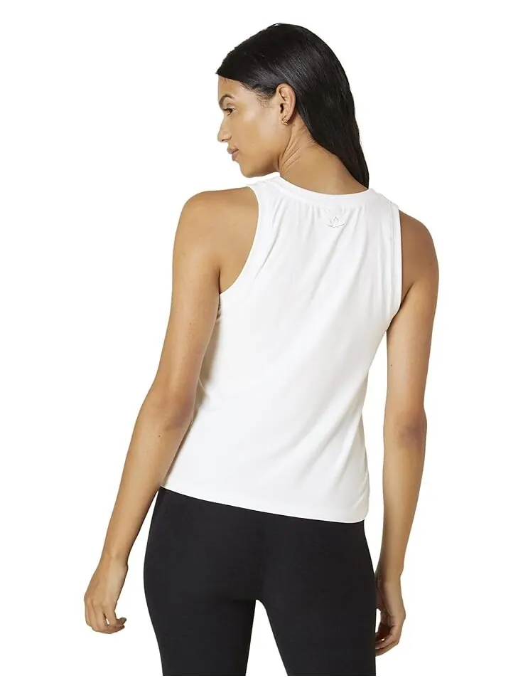 Майка Beyond Yoga Featherweight Rebalance Tank — изображение 3 из 3, белый