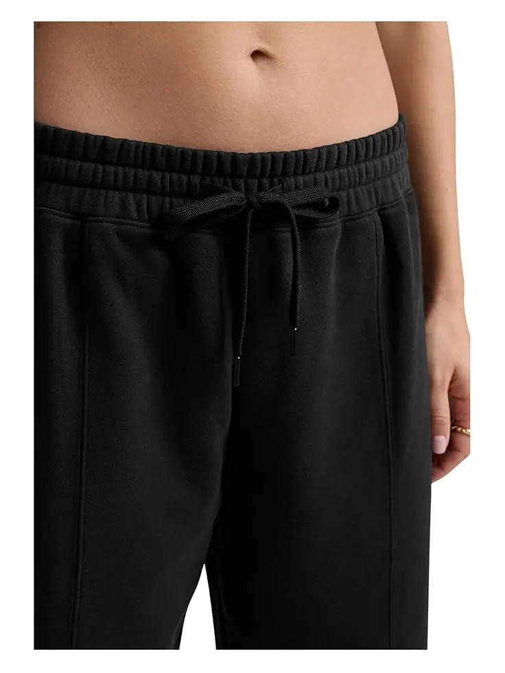 Женские брюки Beyond Yoga Luxefleece Barrel — изображение 4 из 6, черный