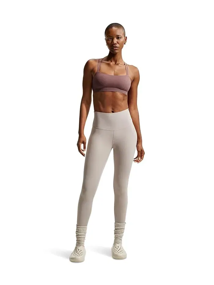 Спортивный бюстгальтер Dri-FIT Zenvy Strappy Nike — изображение 2 из 4, белый
