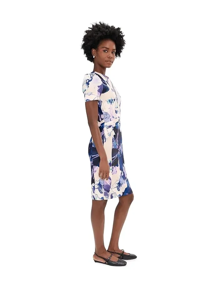 Платье с цветочным принтом Short Sleeve Floral Scuba Sheath Calvin Klein — изображение 3 из 5, мульти