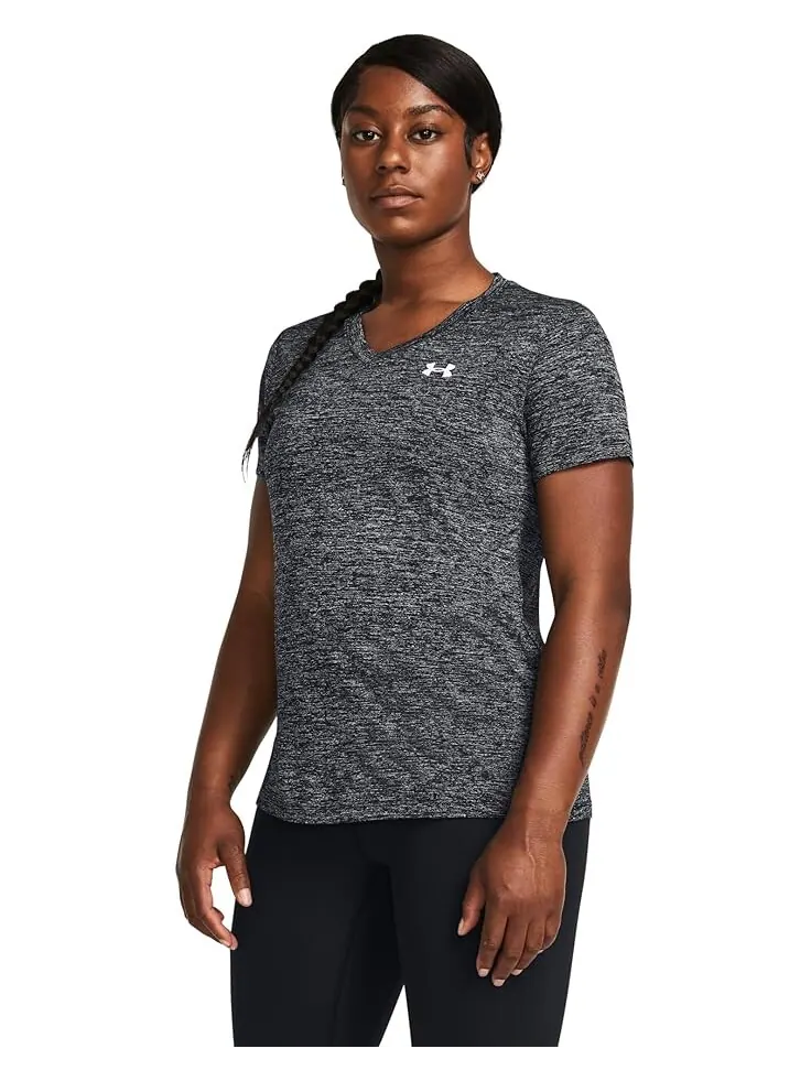 Футболка Under Armour Tech Short Sleeve V-Neck Twist — изображение 1 из 2, черный/белый