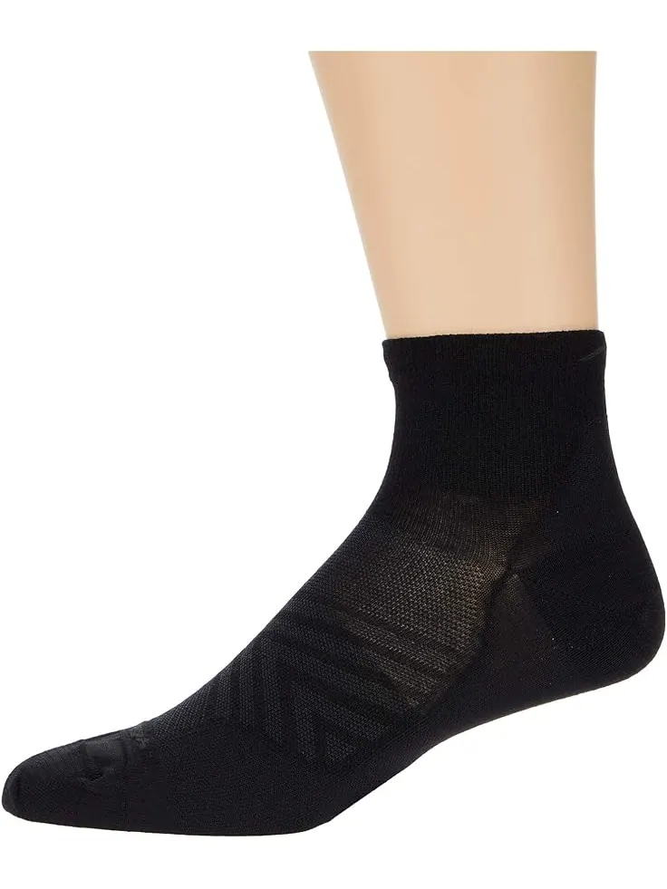 Носки Darn Tough Vermont Run 1/4 Ultra-Lightweight — изображение 1 из 1, черный