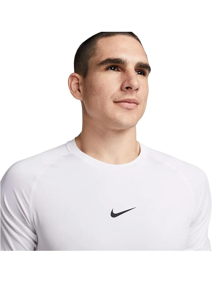 Топ Nike Pro Dri-FIT Slim Short Sleeve Top — изображение 3 из 4, белый/черный