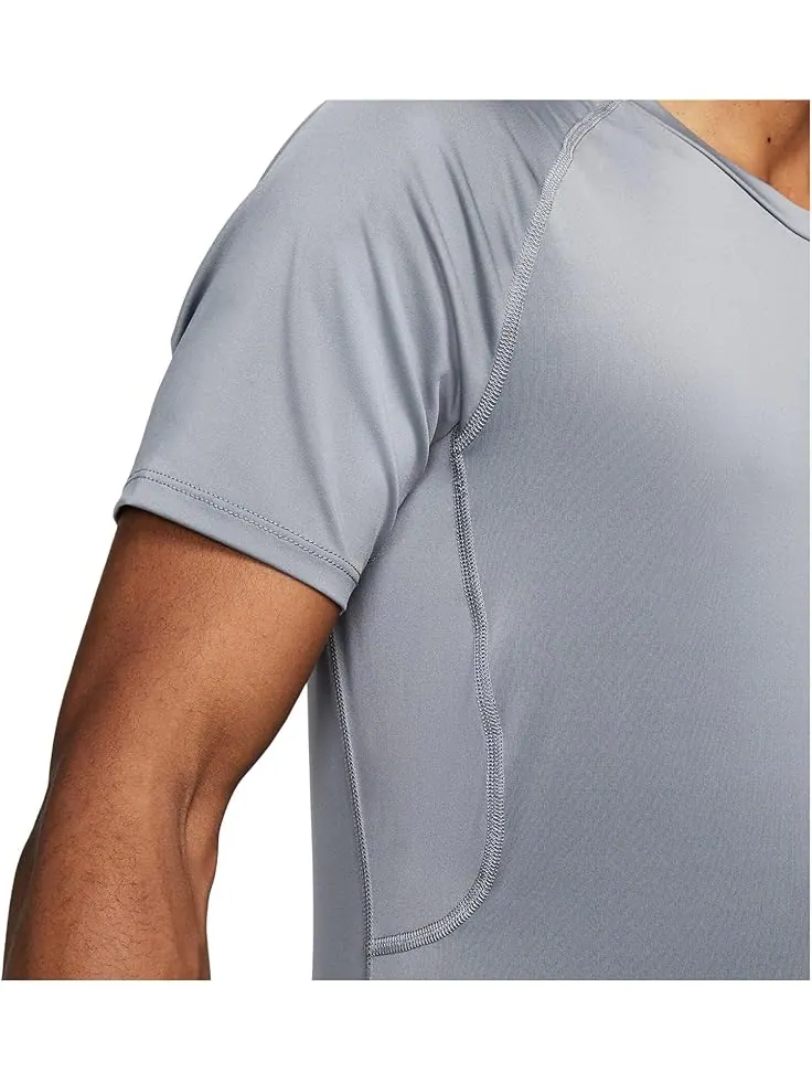 Топ Nike Pro Dri-FIT Slim Short Sleeve Top — изображение 4 из 4, серый/черный