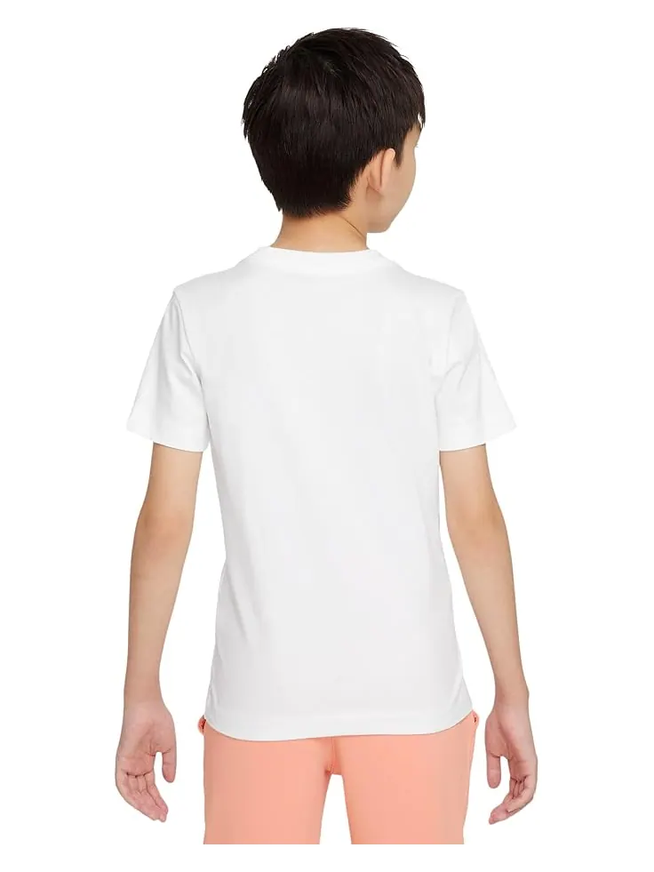 Футболка Nike Kids Sportswear Campfire T-Shirt — изображение 2 из 4, белый