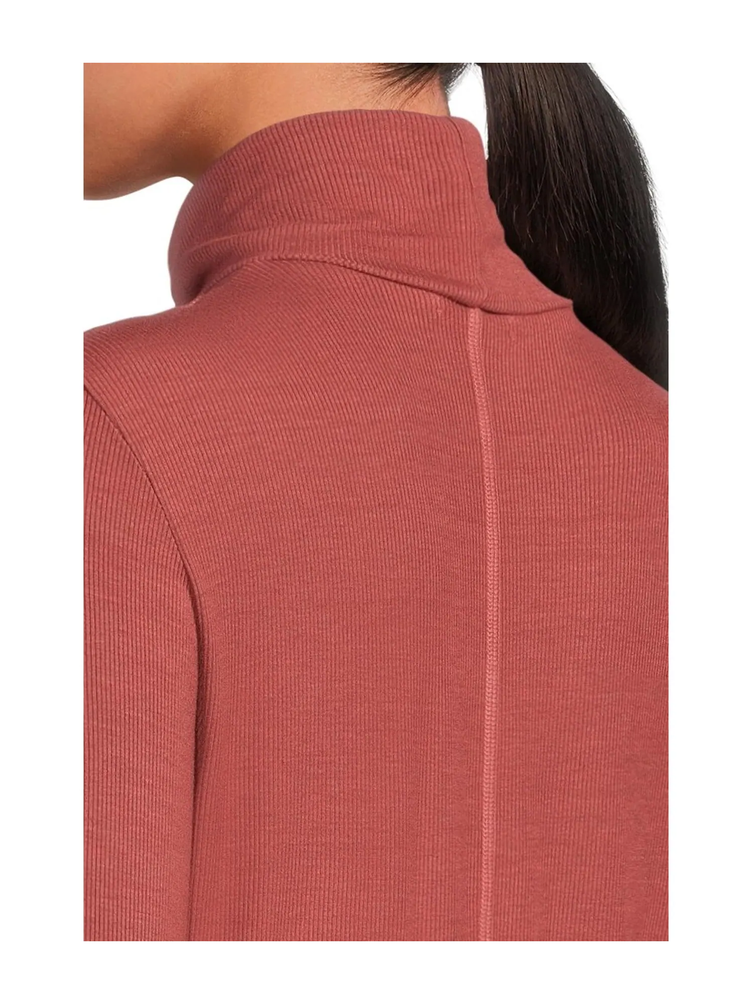 Свитер Michael Stars Tara Crop Turtleneck — изображение 4 из 5, муза